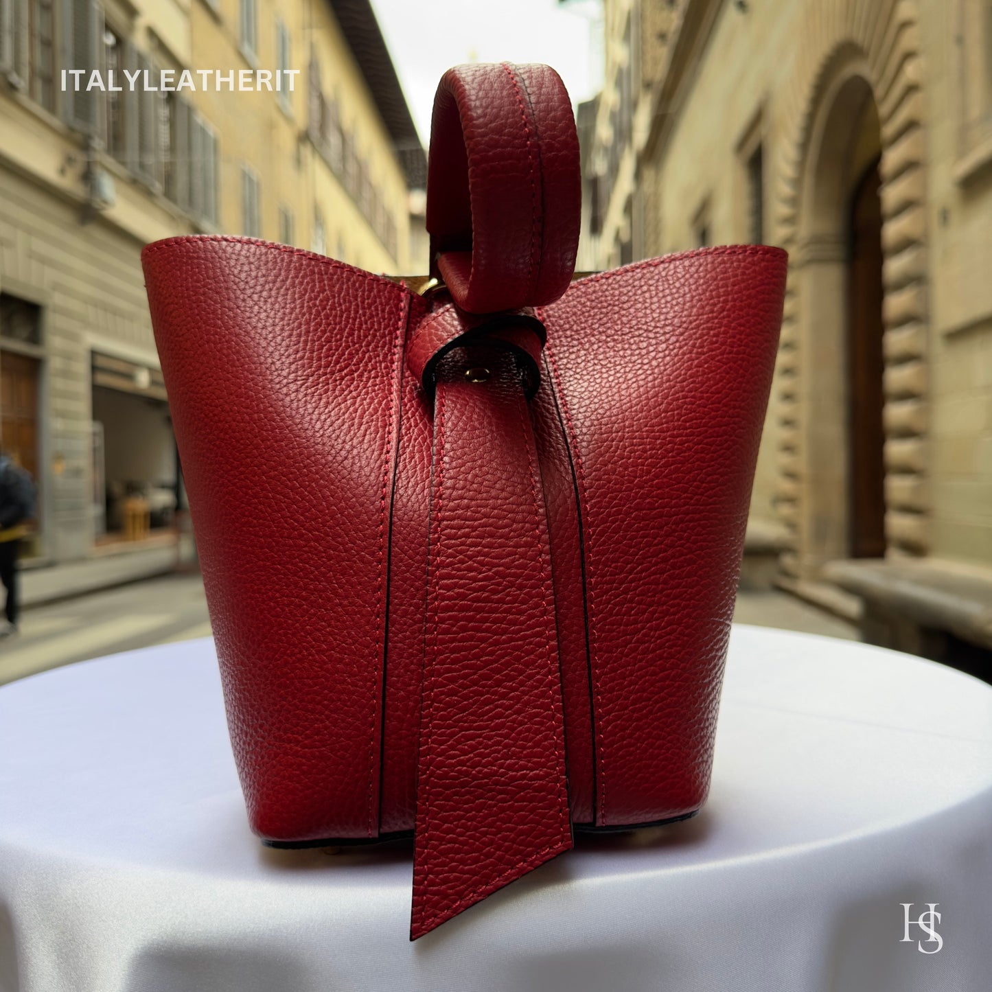 Italian Handmade Leather Bags For Women l l Elegant Leather Tote From Florence, Bucket bag