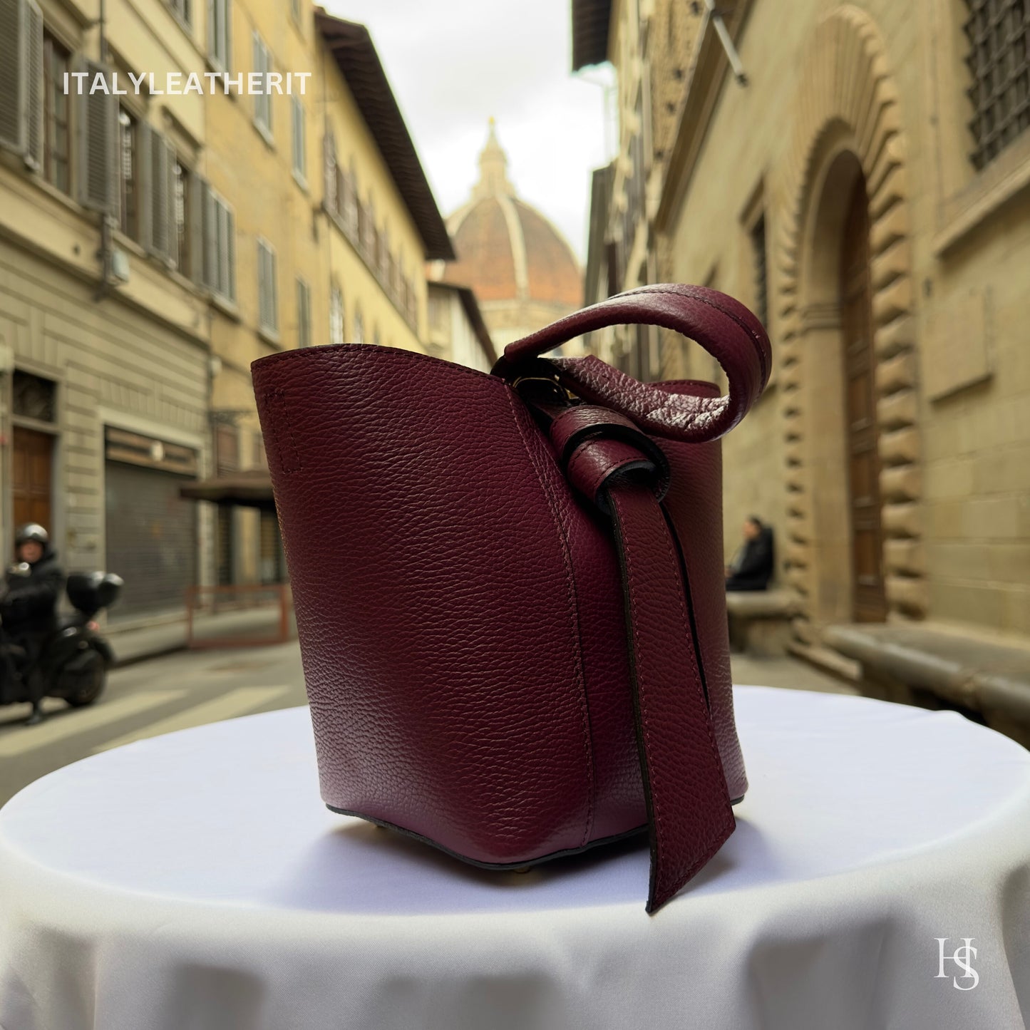 Italian Handmade Leather Bags For Women l l Elegant Leather Tote From Florence, Bucket bag
