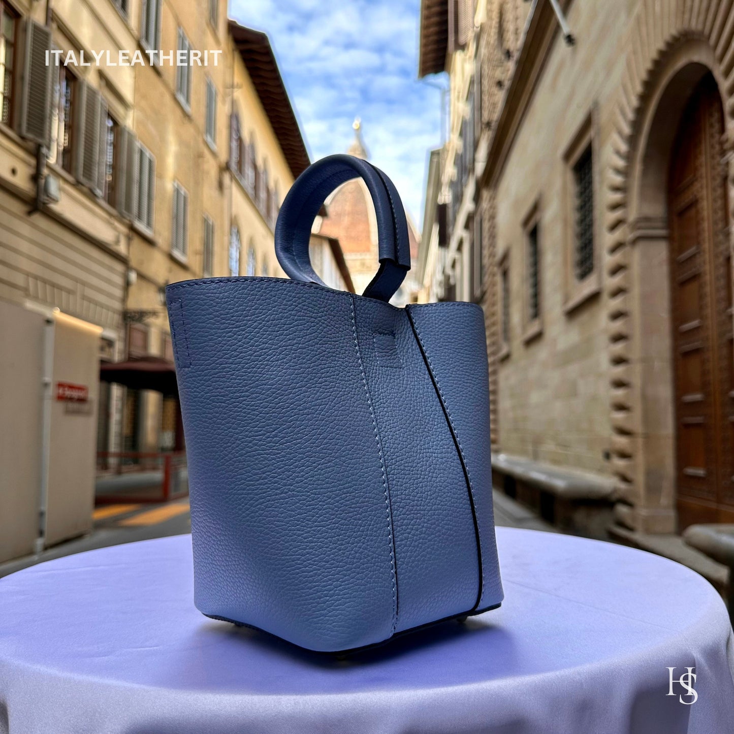 Italian Handmade Leather Bags For Woman l l Elegant Leather Tote From Florence, Bucket bag