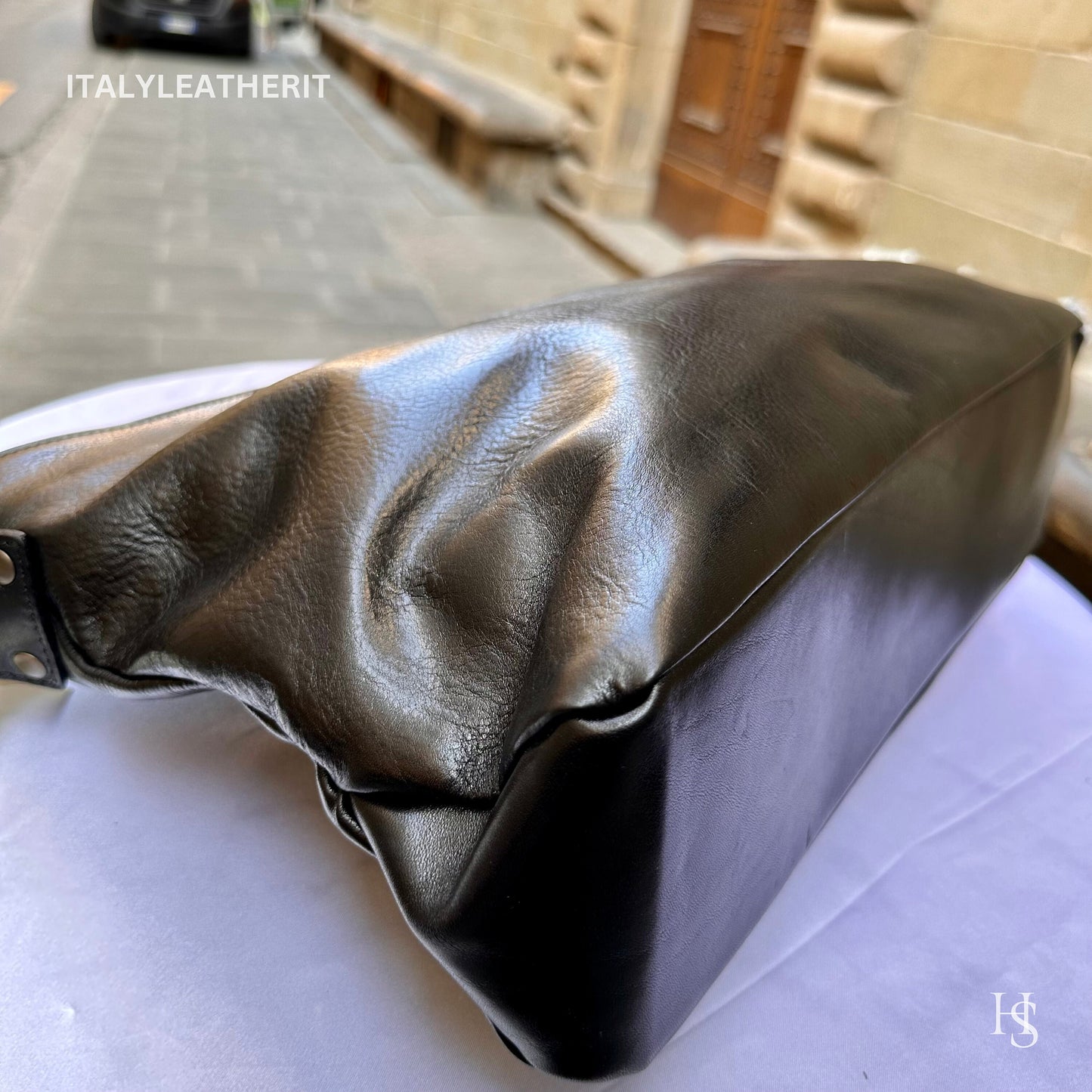 Italian Handmade Leather Bags For Women l l Elegant Leather Tote From Florence, black shoulder bag
