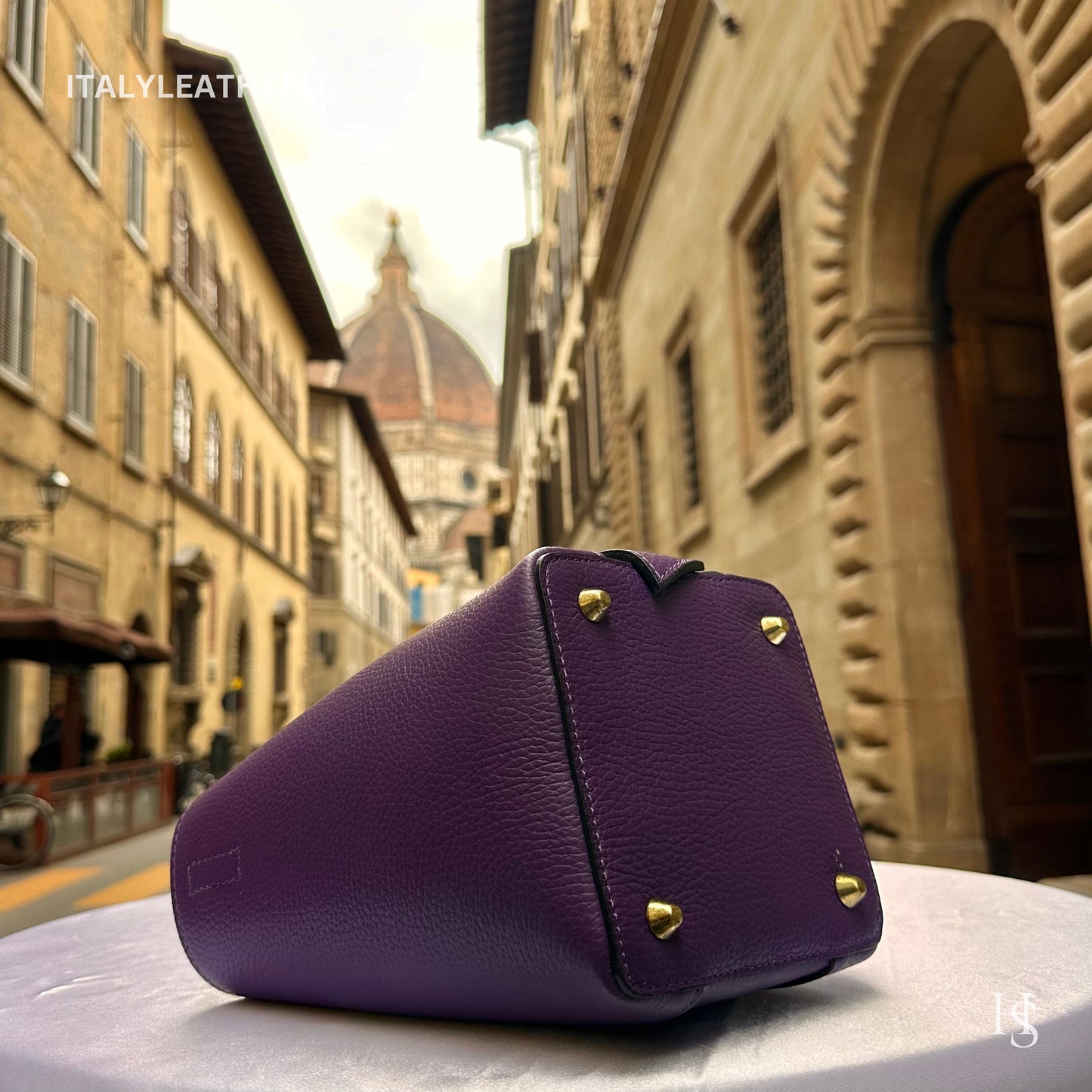 Italian Handmade Leather Bags For Women l l Elegant Leather Tote From Florence, Bucket bag, leather purse