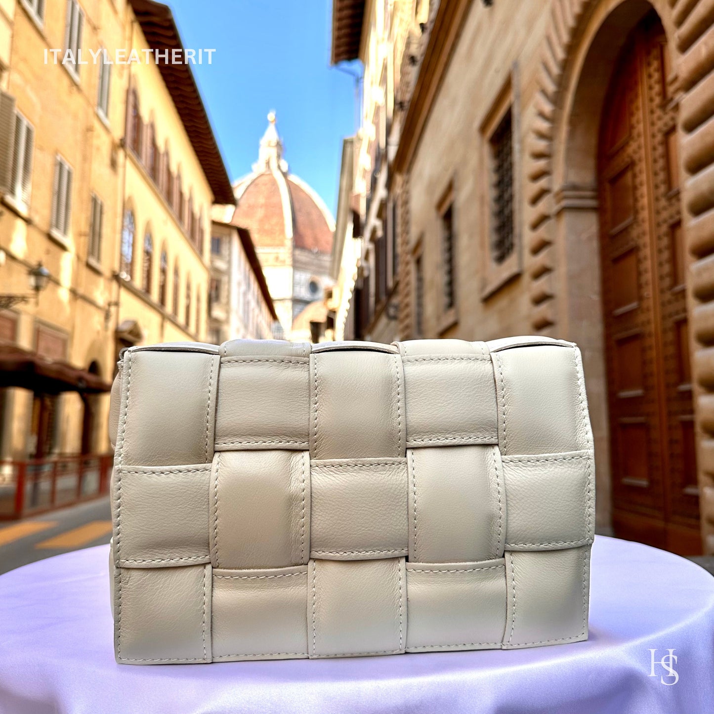 Italian Handmade Leather Bags For Women l l Elegant Leather Tote From Florence, Black bag made in Italy