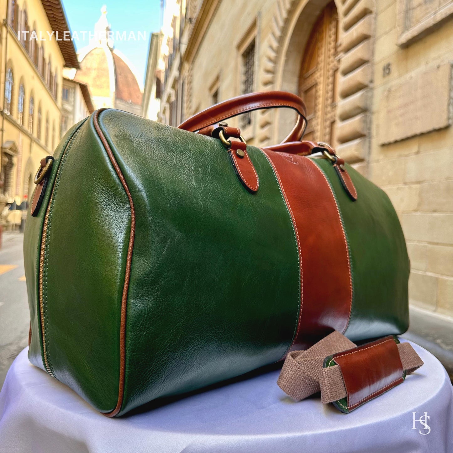 Italian Handmade Leather Travel Bags for Men | Elevate Your Style with Exquisite Craftsmanship made in Italy from Florence
