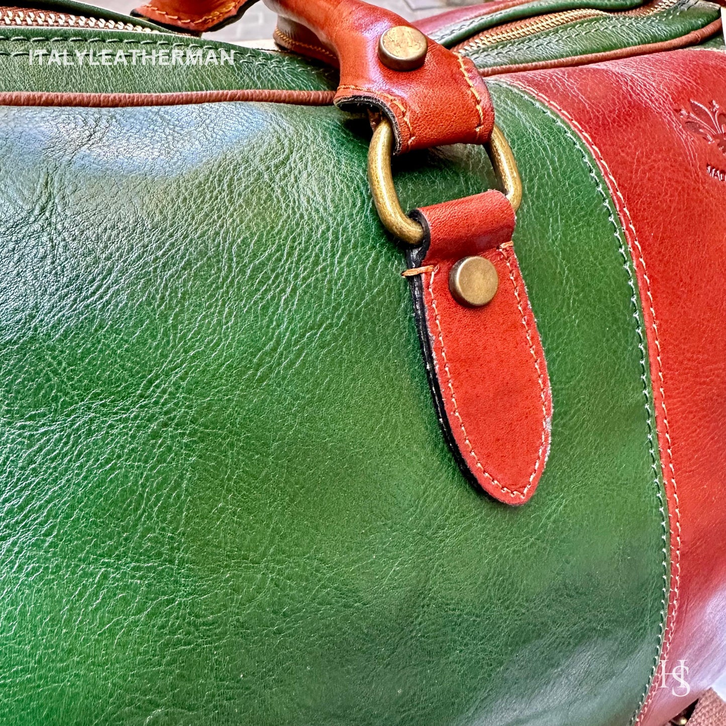 Italian Handmade Leather Travel Bags for Men | Elevate Your Style with Exquisite Craftsmanship made in Italy from Florence