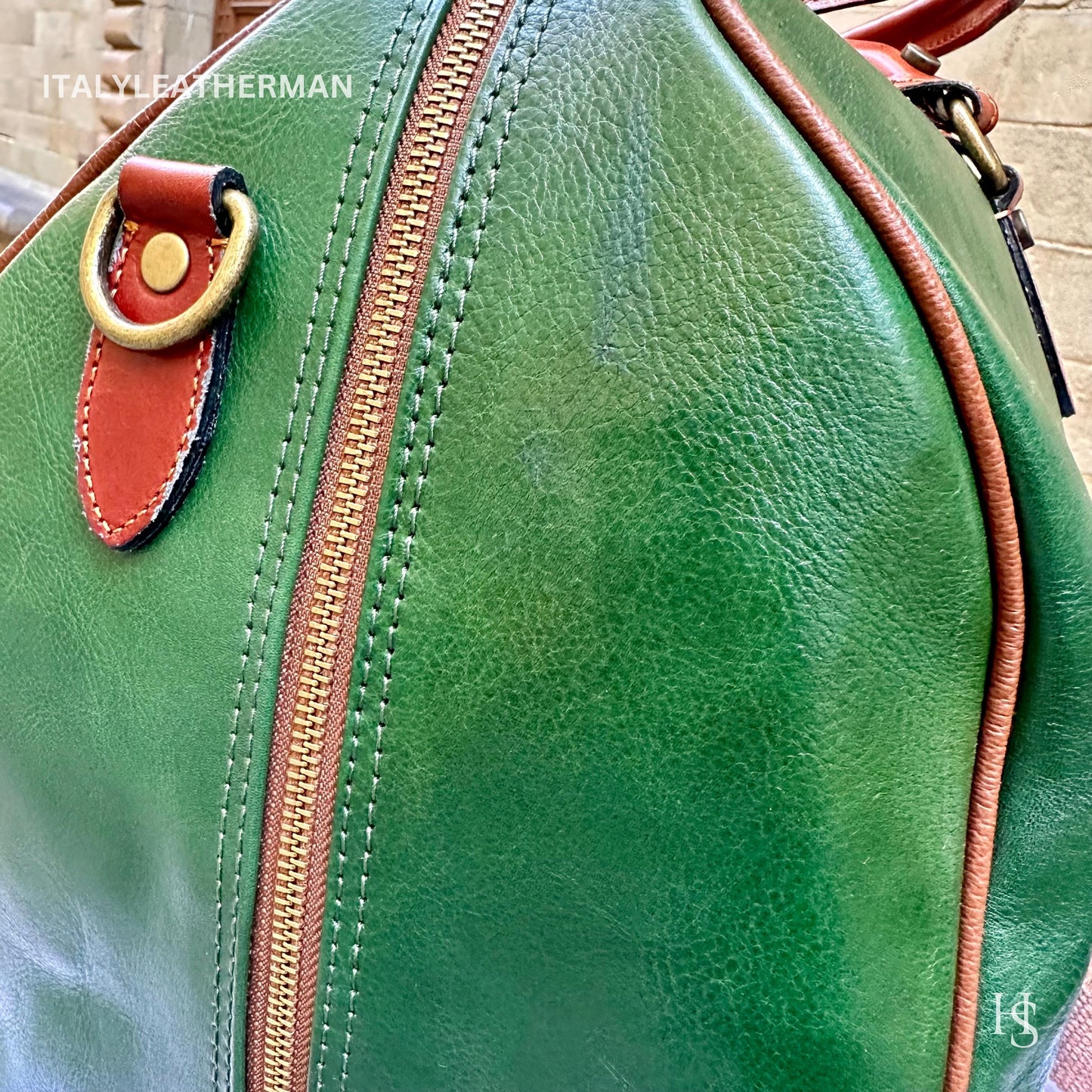 Italian Handmade Leather Travel Bags for Men | Elevate Your Style with Exquisite Craftsmanship made in Italy from Florence