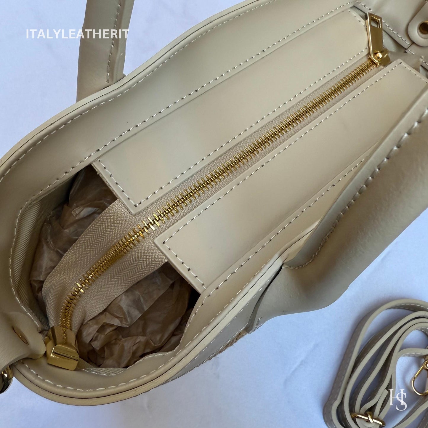 Italian Handmade Leather Bags for Women | Elegant Tote & Purse from Florence, Straw and Leather bag