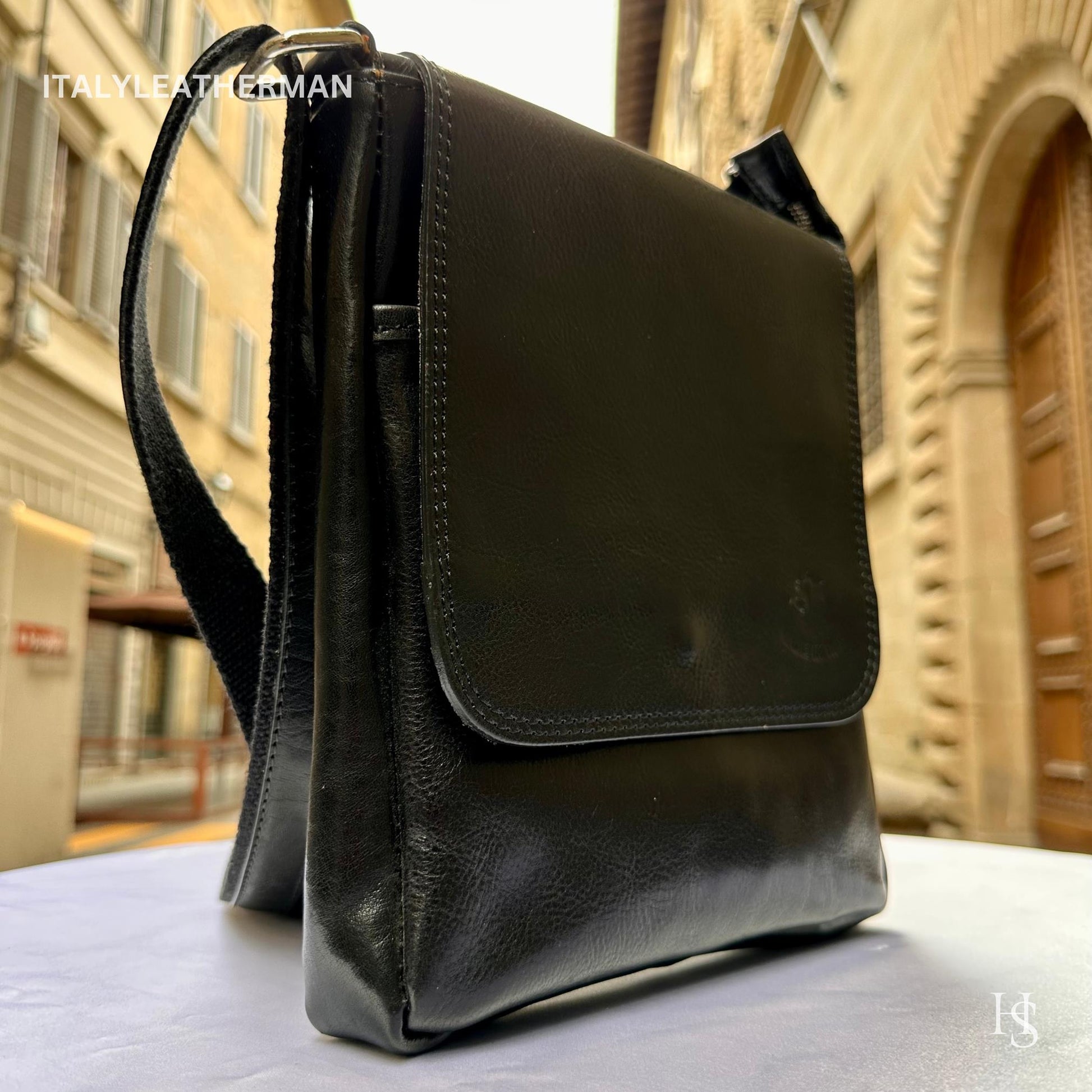 Italian Handmade Leather Crossbody Bags for Men Made In Italy from - Italy Leather Shop