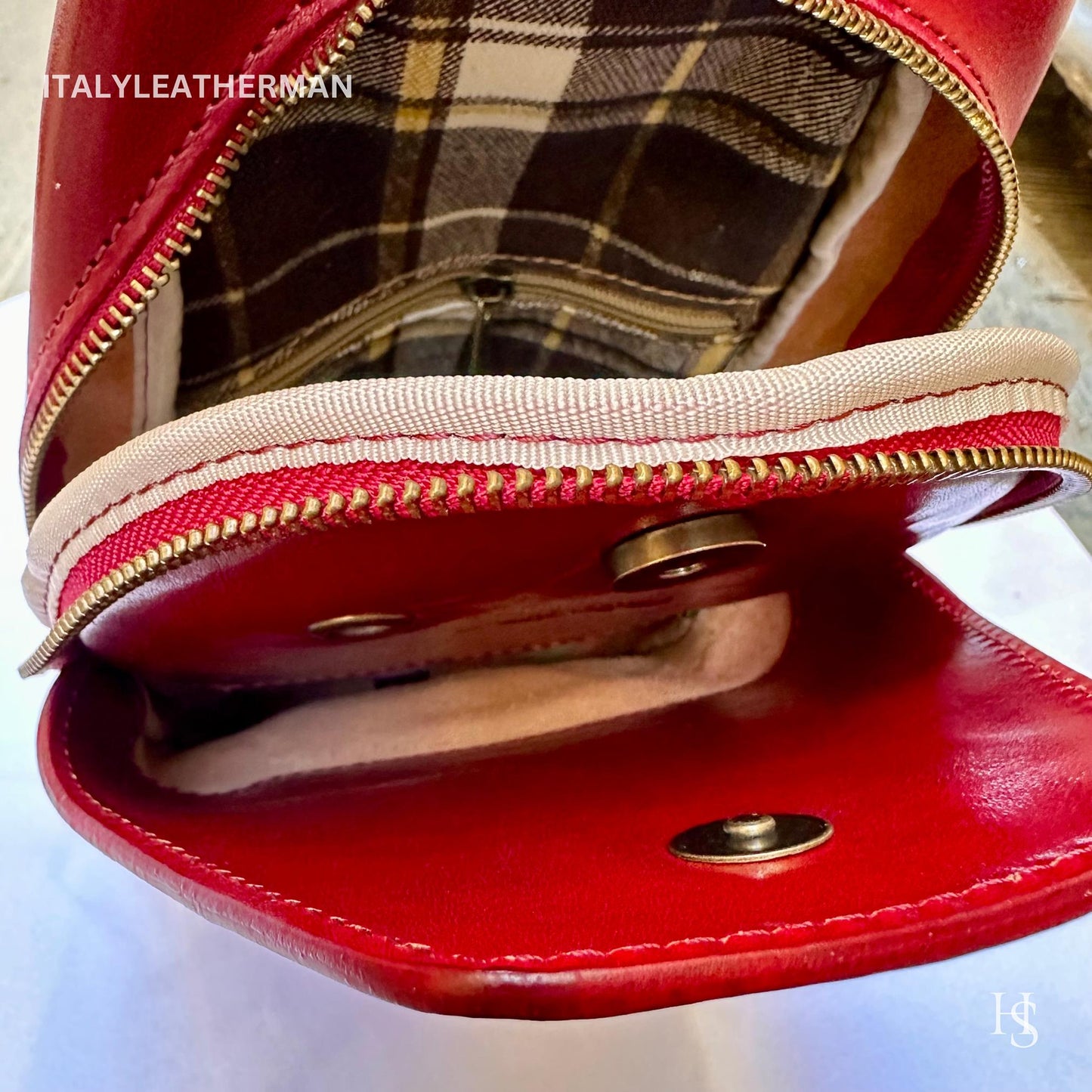 Italian Handmade Leather Sling Bag  Unisex Design, Made in Italy - Italy Leather Shop