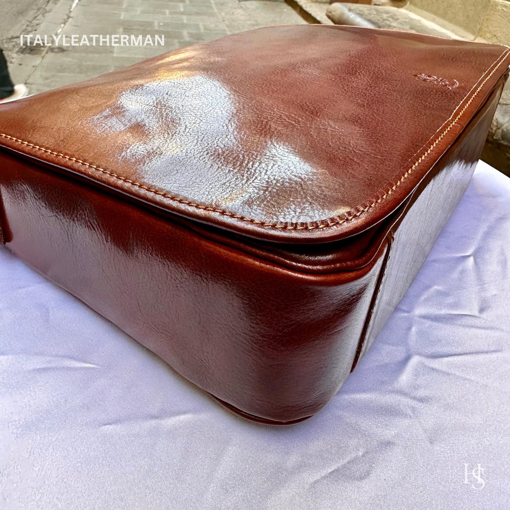 Italian Handmade Leather Satchels Bags for Men | Elevate Your Style with Exquisite Craftsmanship made in Italy from Florence - Italy Leather Shop
