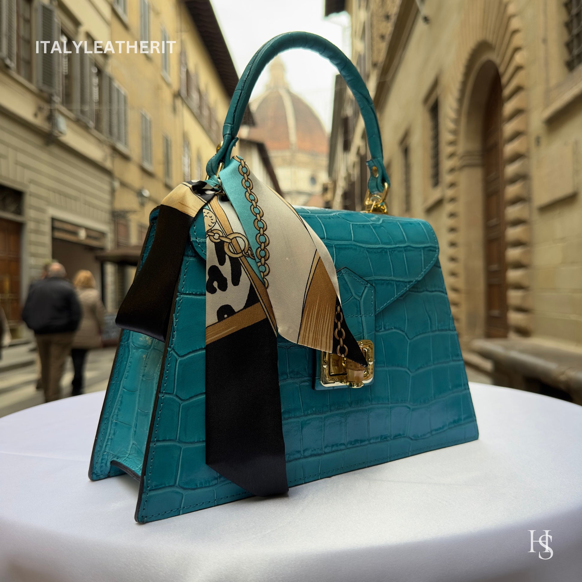 Handmade Italian Leather Bags for Women | Elegant Leather Tote from Florence | Made in Italy