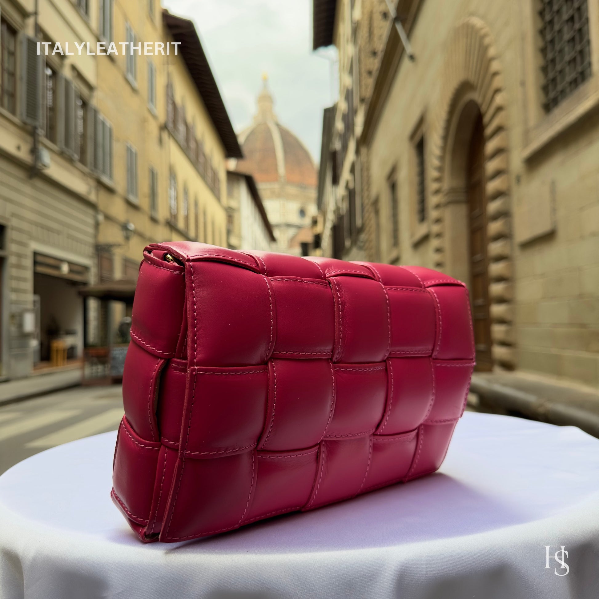Italian Handmade Leather Bags for Women | Elegant Pink Leather Crossbody Bag from Florence