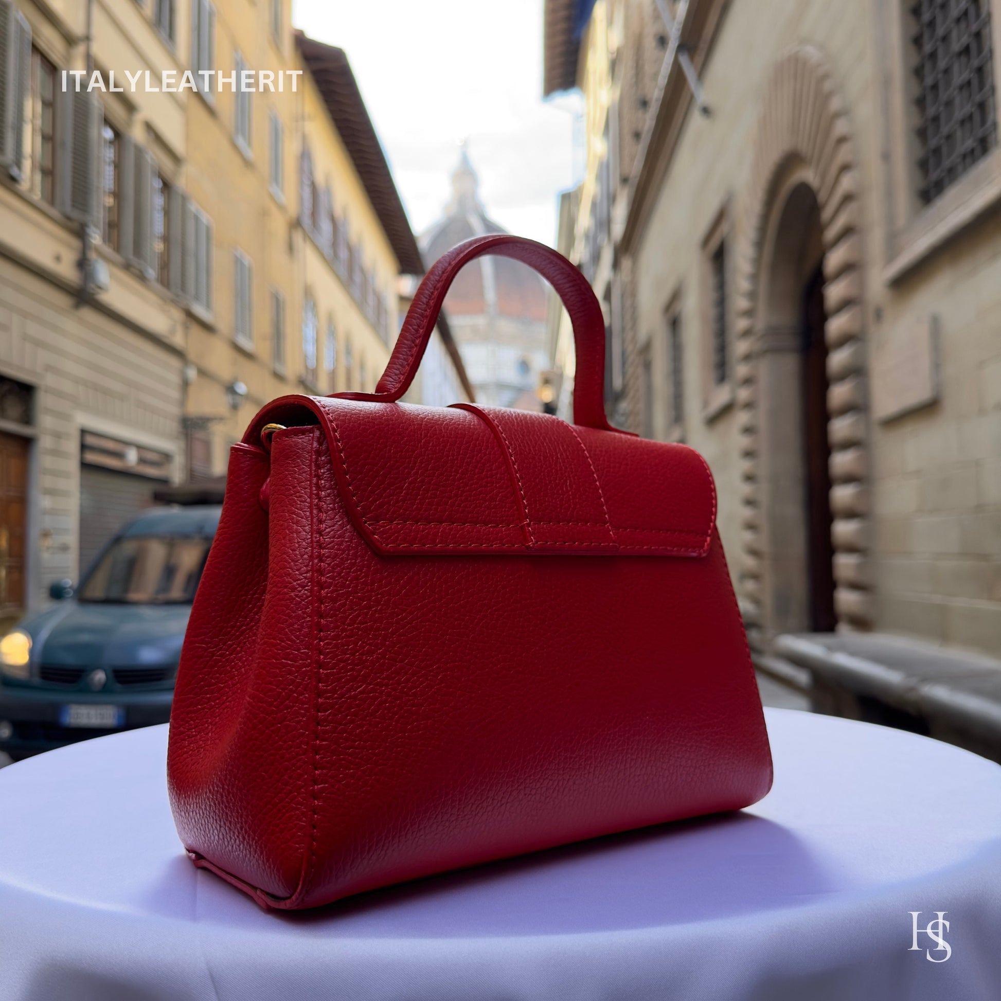 Italian Handmade Leather Bags For Women | Elegant Red Leather Handbag From Florence | Premium Italian Craftsmanship