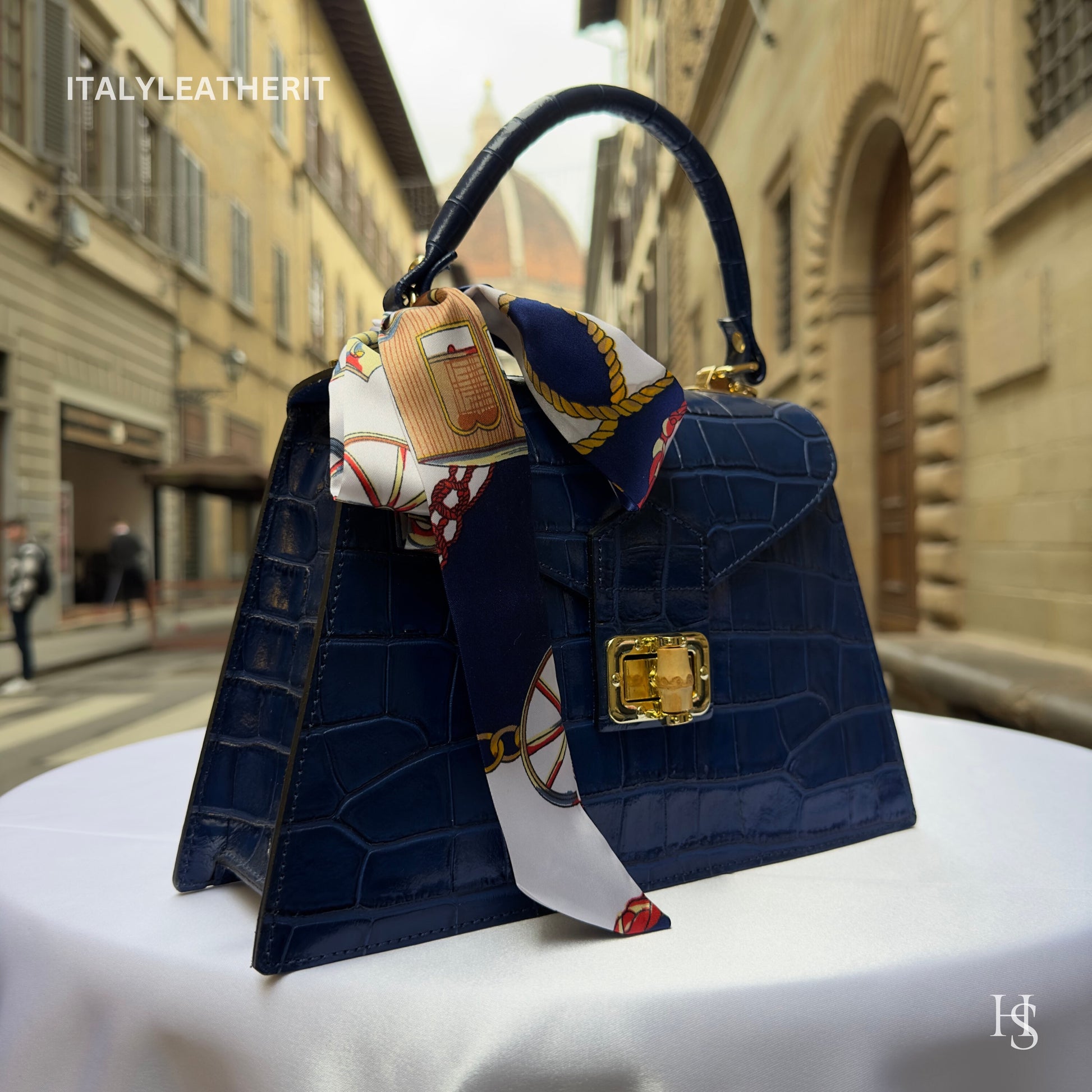 Italian Handmade Leather Bags For Woman l l Elegant Leather Tote From Florence, Formal events totes, Stylish Handbag