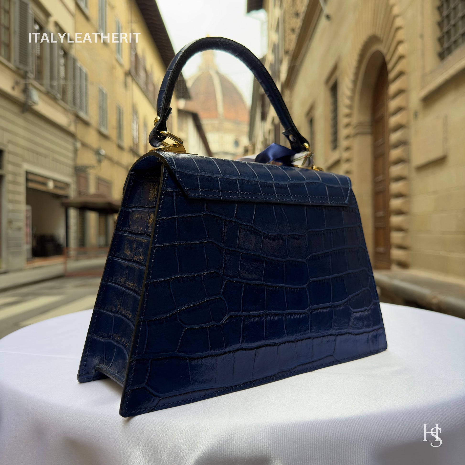 Italian Handmade Leather Bags For Woman l l Elegant Leather Tote From Florence, Formal events totes, Stylish Handbag