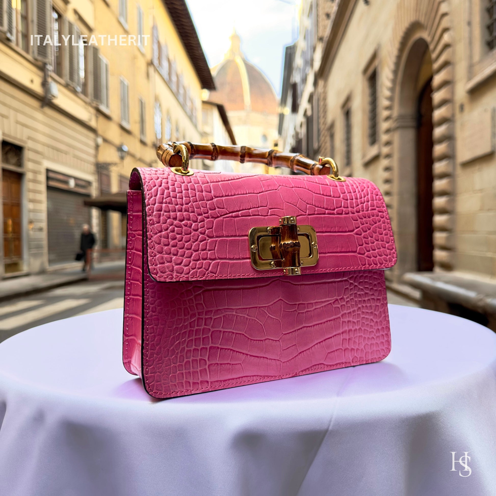 Italian Handmade Leather Bags For Woman l l Elegant Leather Tote From Florence, made in Italy, Pink Mini Crossbody Bag