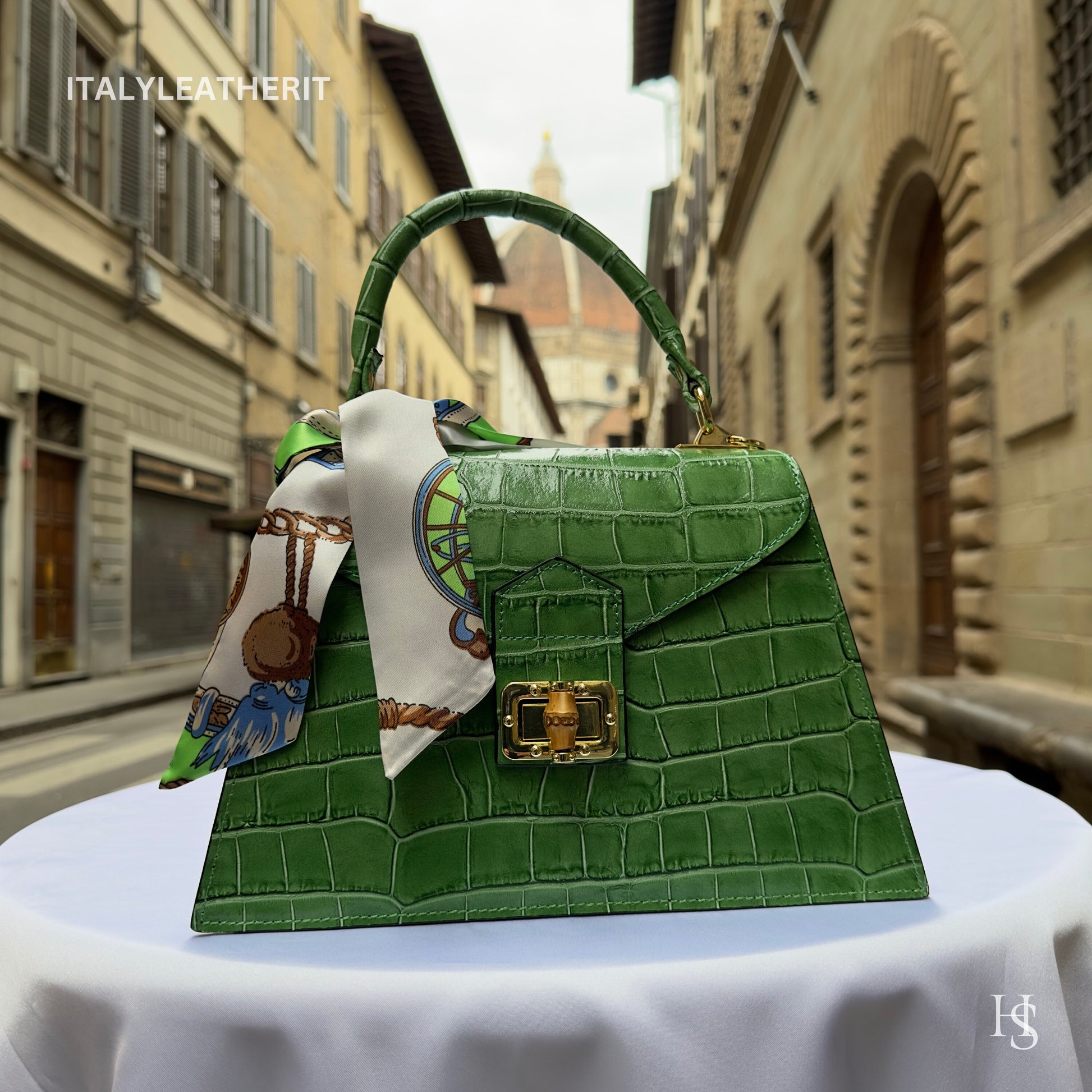 Italian Handmade Leather Bags For Women l l Elegant Leather Tote From Florence, made in Italy, Green leather tote