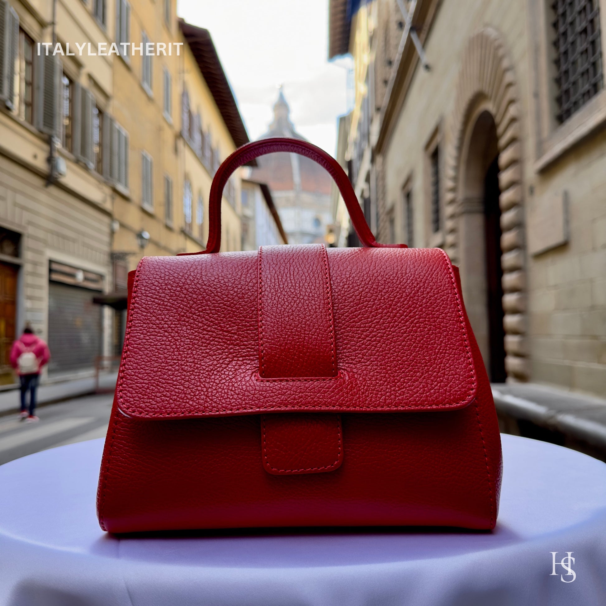 Italian Handmade Leather Bags For Women | Elegant Red Leather Handbag From Florence | Premium Italian Craftsmanship