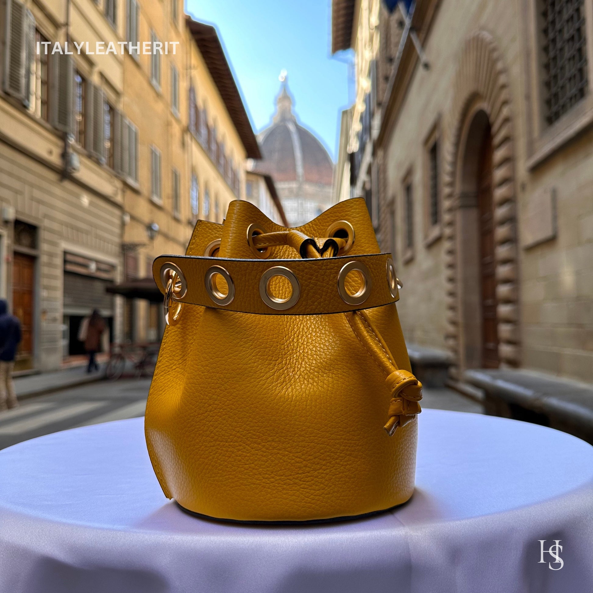 Italian Handmade Leather Bags For Women l l Elegant Leather Tote From Florence, Bucket bag, small bag