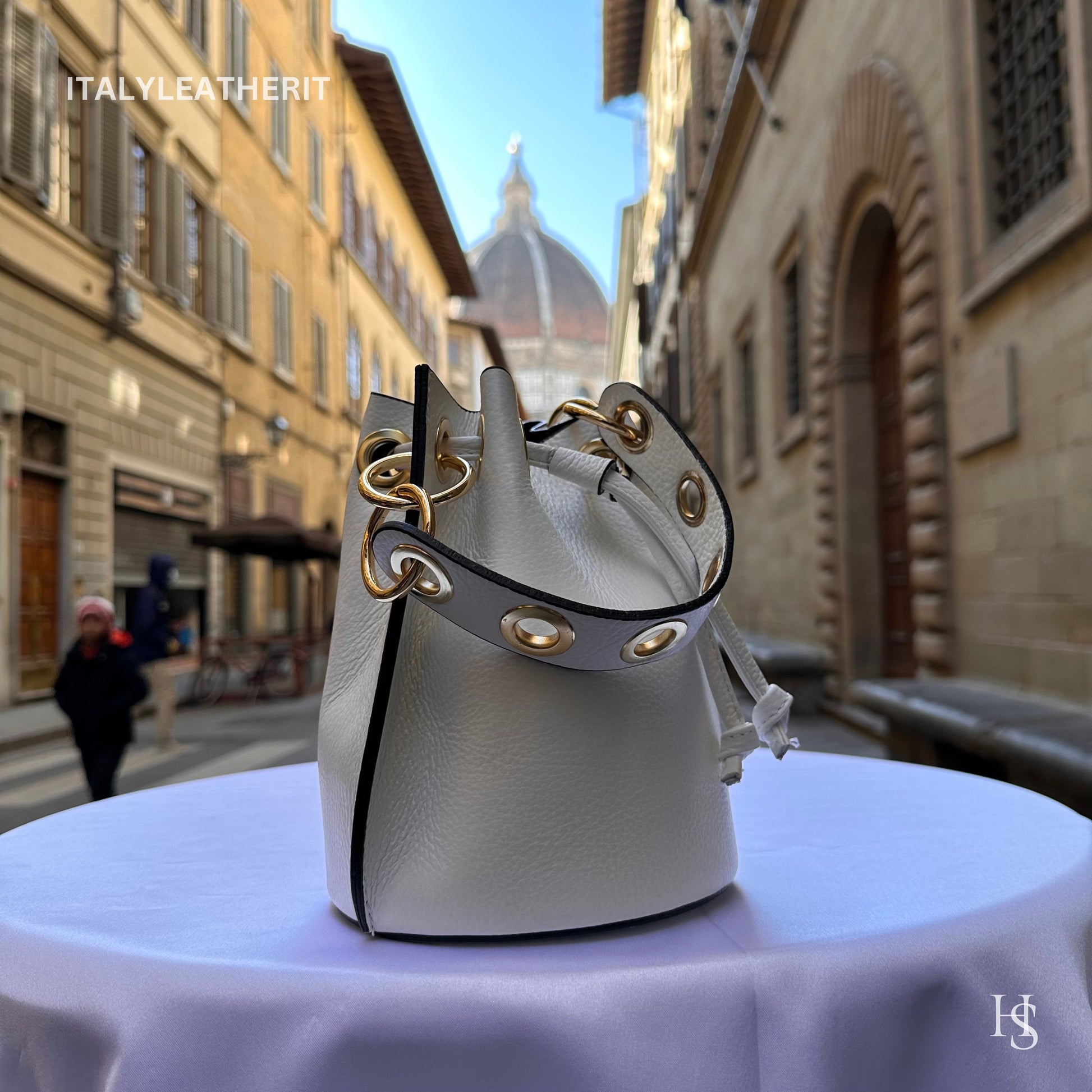 Italian Handmade Leather Bags For Woman l l Elegant Leather Tote From Florence, White leather tote, Bucket bag