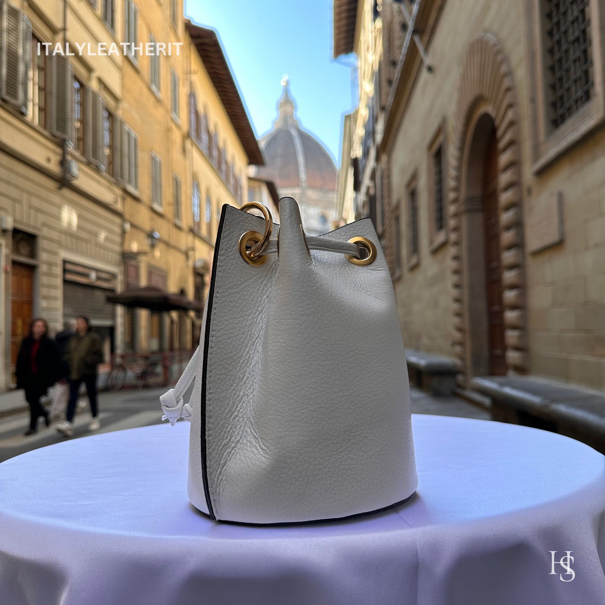 Italian Handmade Leather Bags For Woman l l Elegant Leather Tote From Florence, White leather tote, Bucket bag