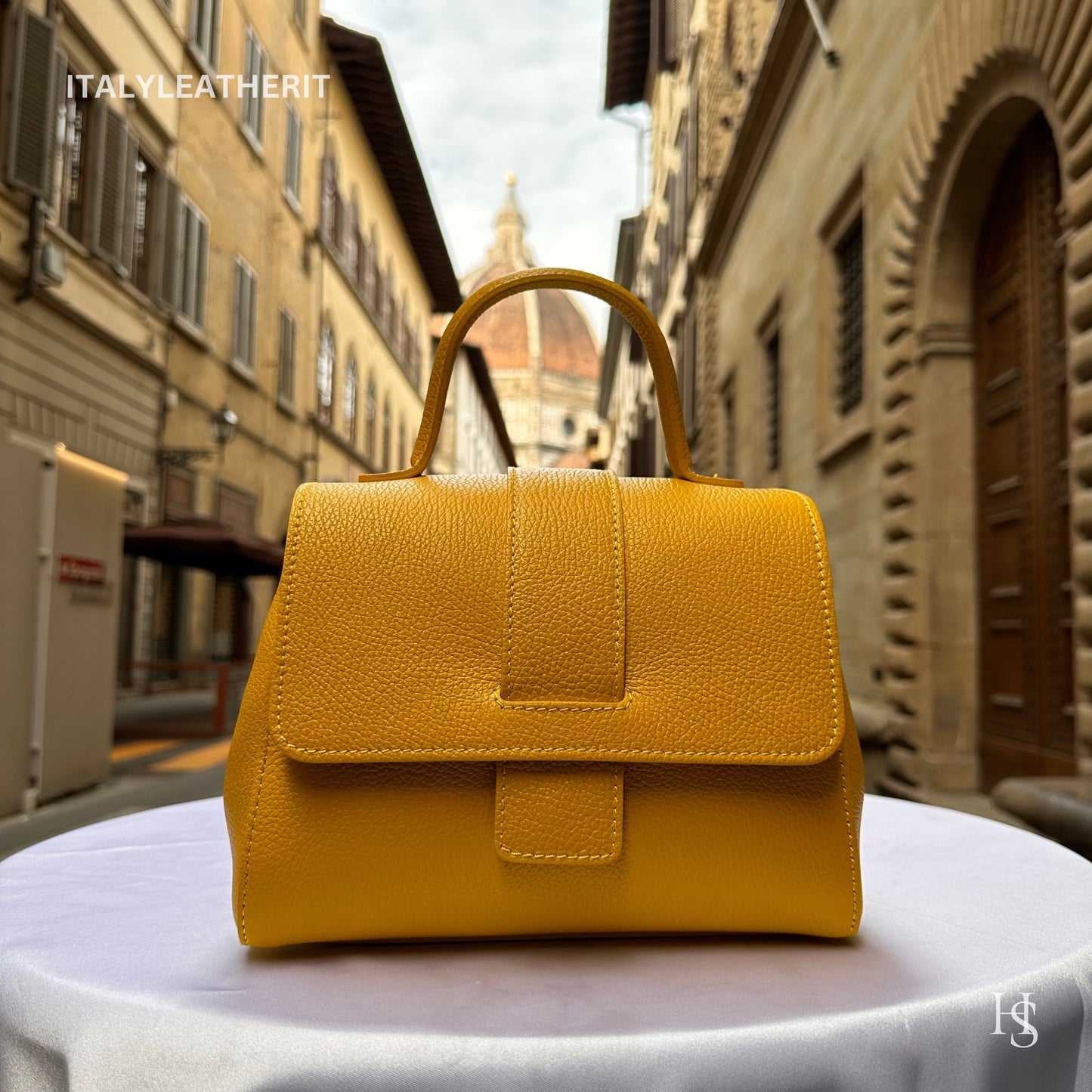 Italian Handmade Leather Bags For Women l l Elegant Leather Tote From Florence, Yellow leather tote, Stylish Design tote
