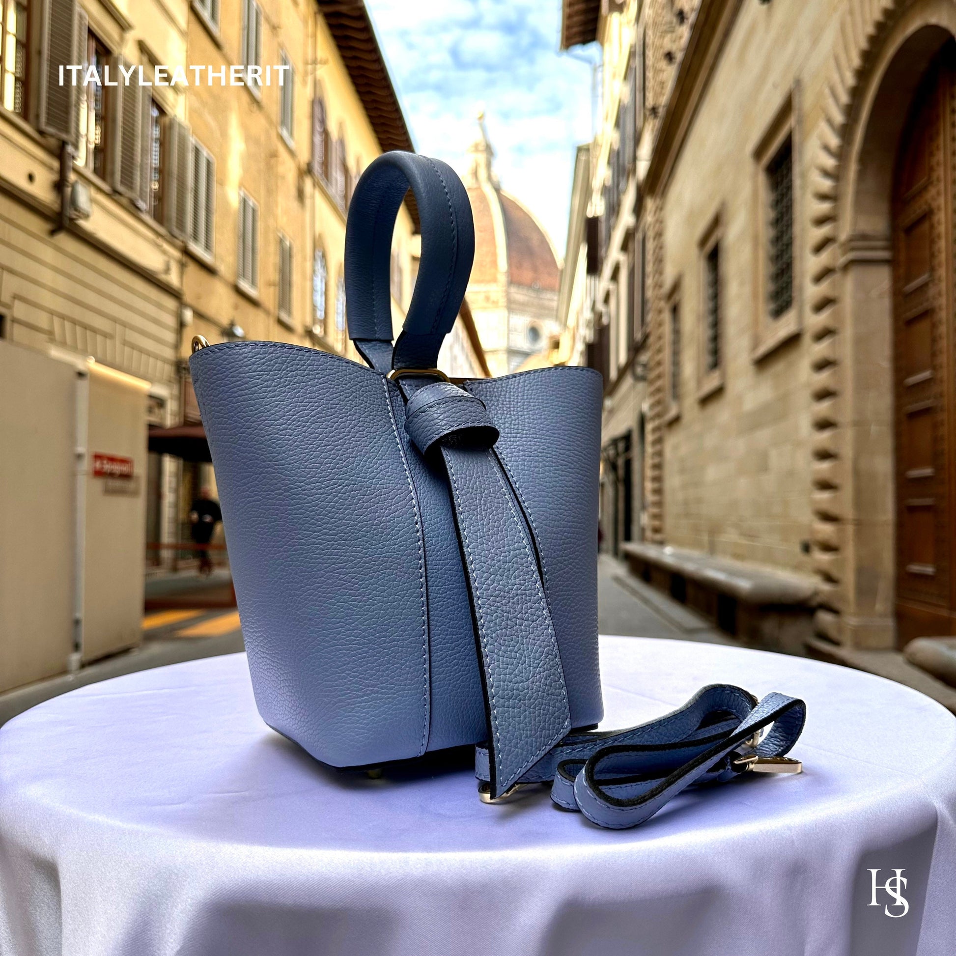 Italian Handmade Leather Bags For Woman l l Elegant Leather Tote From Florence, Bucket bag