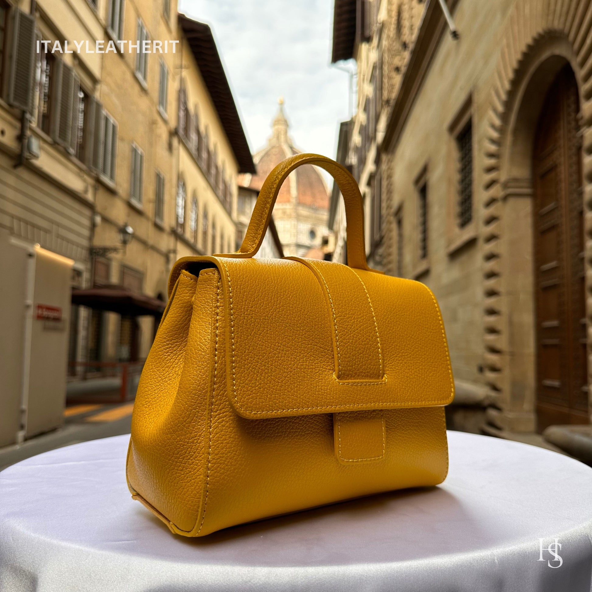 Italian Handmade Leather Bags For Women l l Elegant Leather Tote From Florence, Yellow leather tote, Stylish Design tote