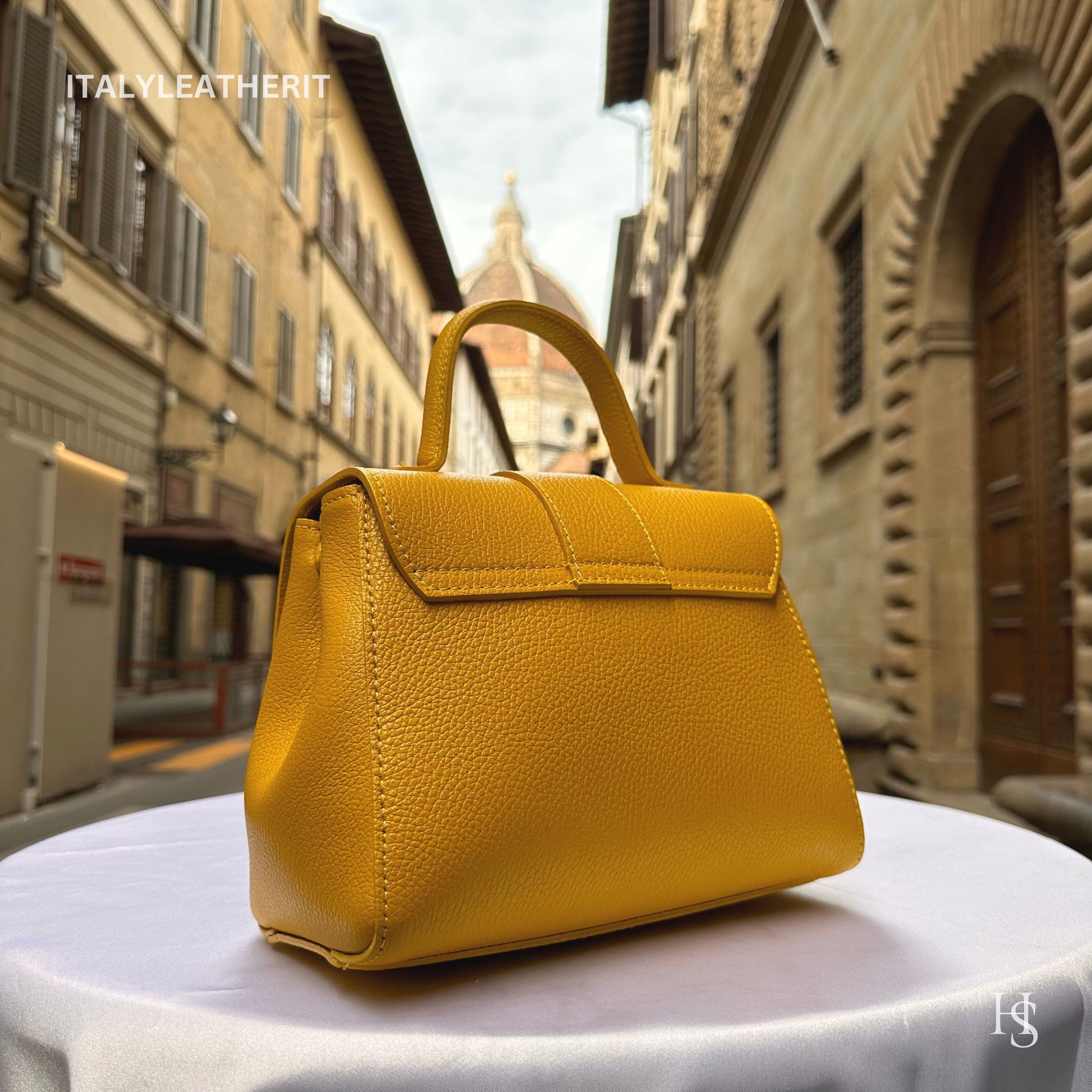 Italian Handmade Leather Bags For Women l l Elegant Leather Tote From Florence, Yellow leather tote, Stylish Design tote