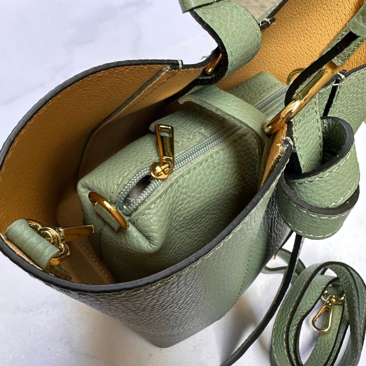 Italian Handmade Leather Bags For Women l l Elegant Leather Tote From Florence, bucket bag
