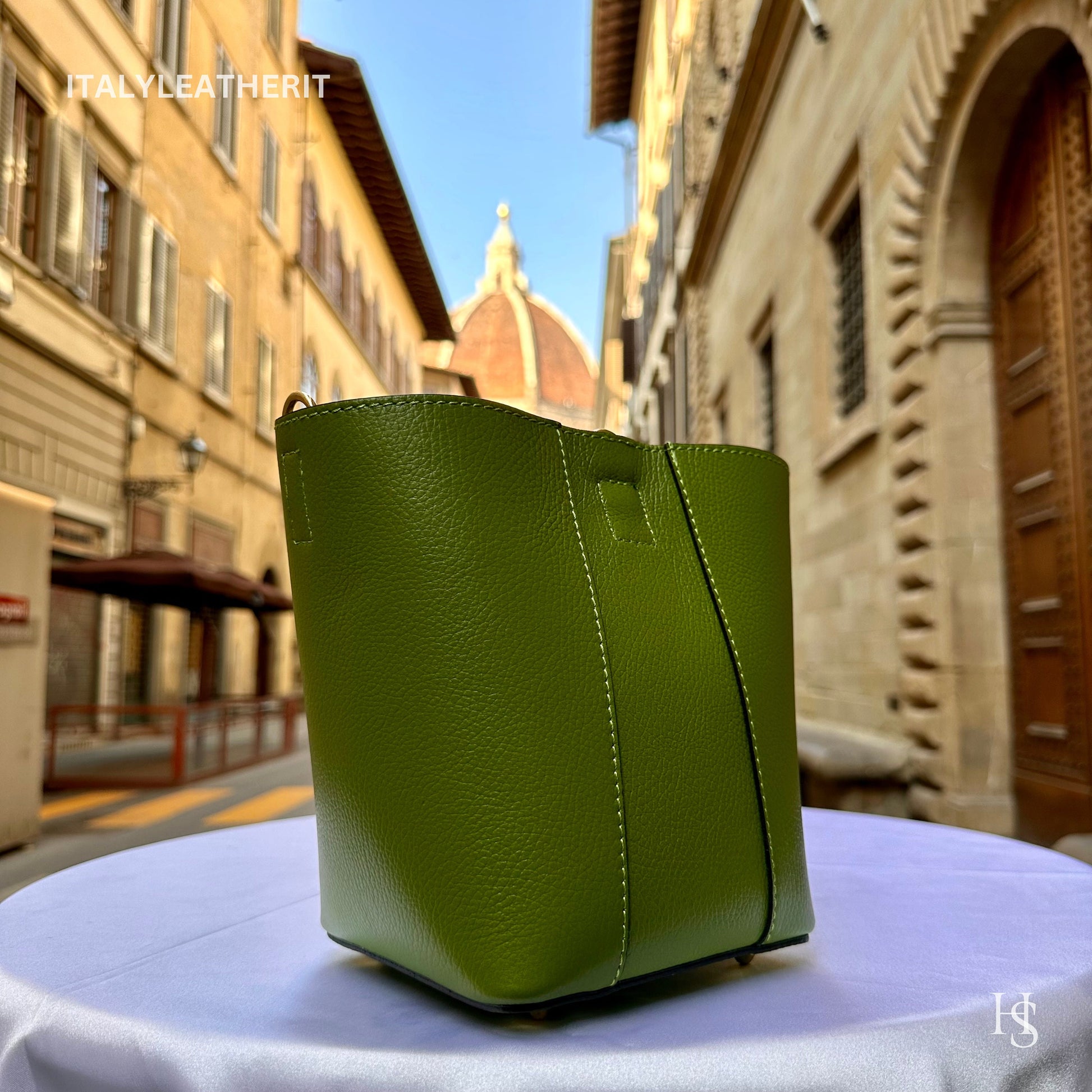 Italian Handmade Leather Bags For Woman l l Elegant Leather Tote From Florence, Bucket bag, Leather bag