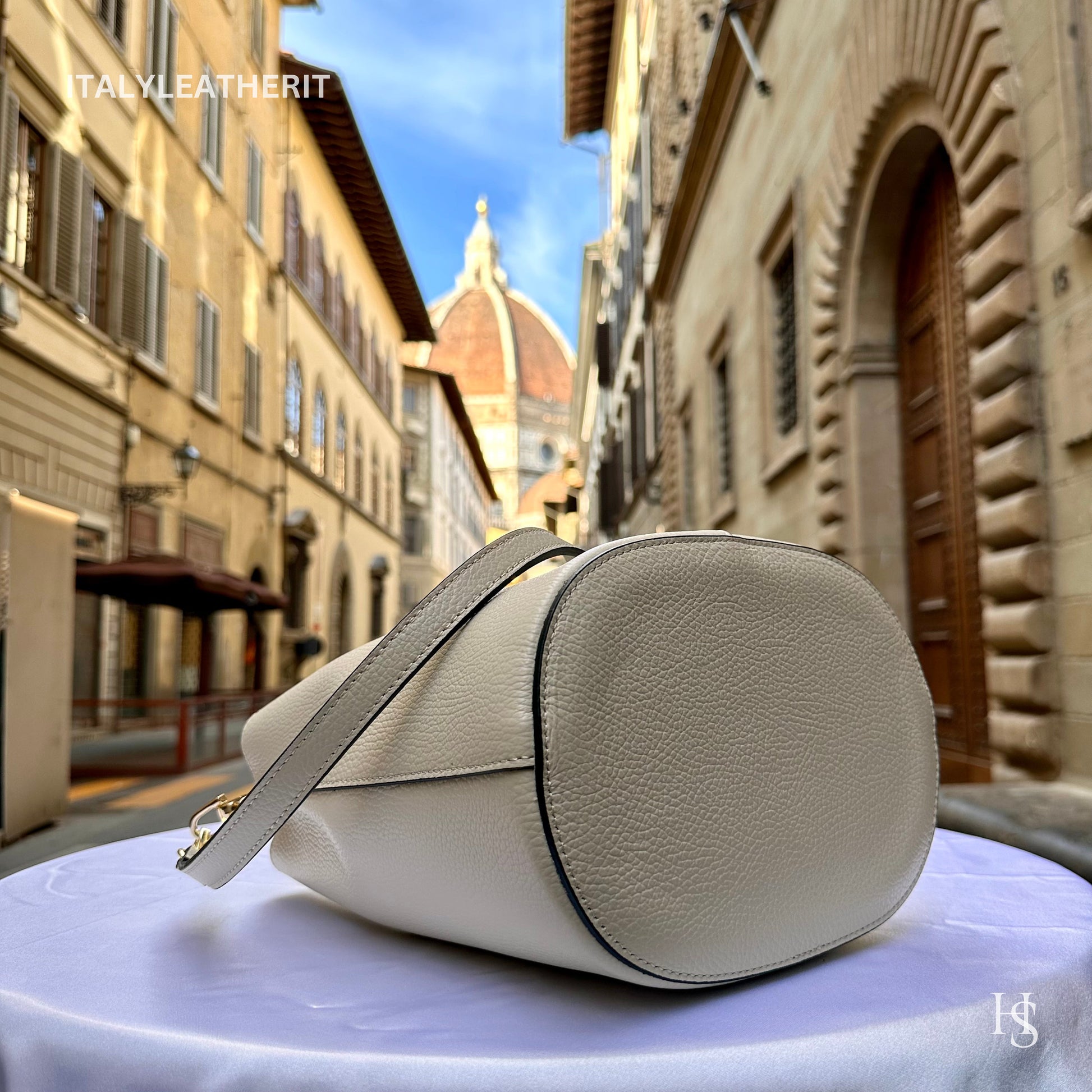 Italian Handmade Leather Bags For Woman l l Elegant Leather Tote From Florence || Made in Italy, Bucket bag