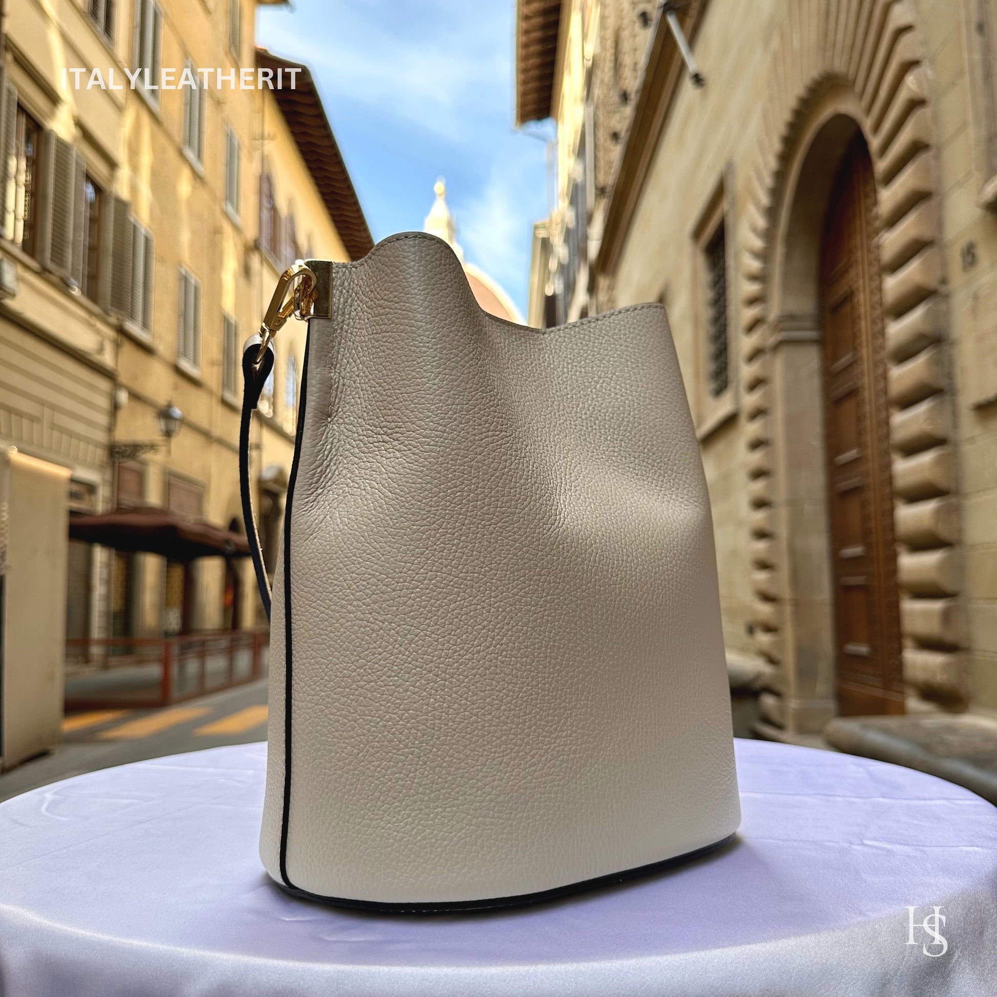 Italian Handmade Leather Bags For Woman l l Elegant Leather Tote From Florence || Made in Italy, Bucket bag