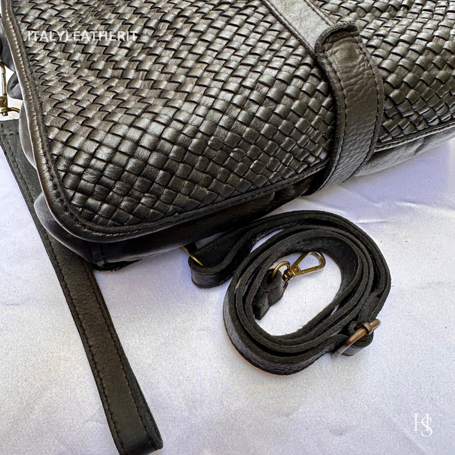 Italian Handmade Soft Leather Bags For Woman l l Soft Leather From Florence ll Intricate Weaving Made In Italy