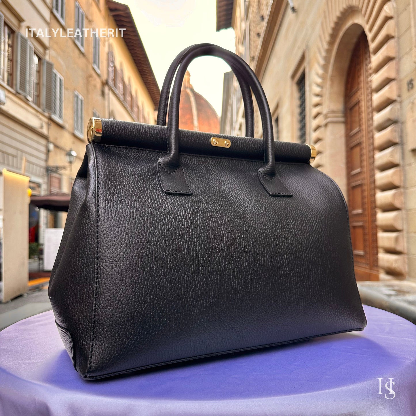Italian Handmade Leather Bags For Woman l l Elegant Leather Tote From Florence, Black bag, Lock bag