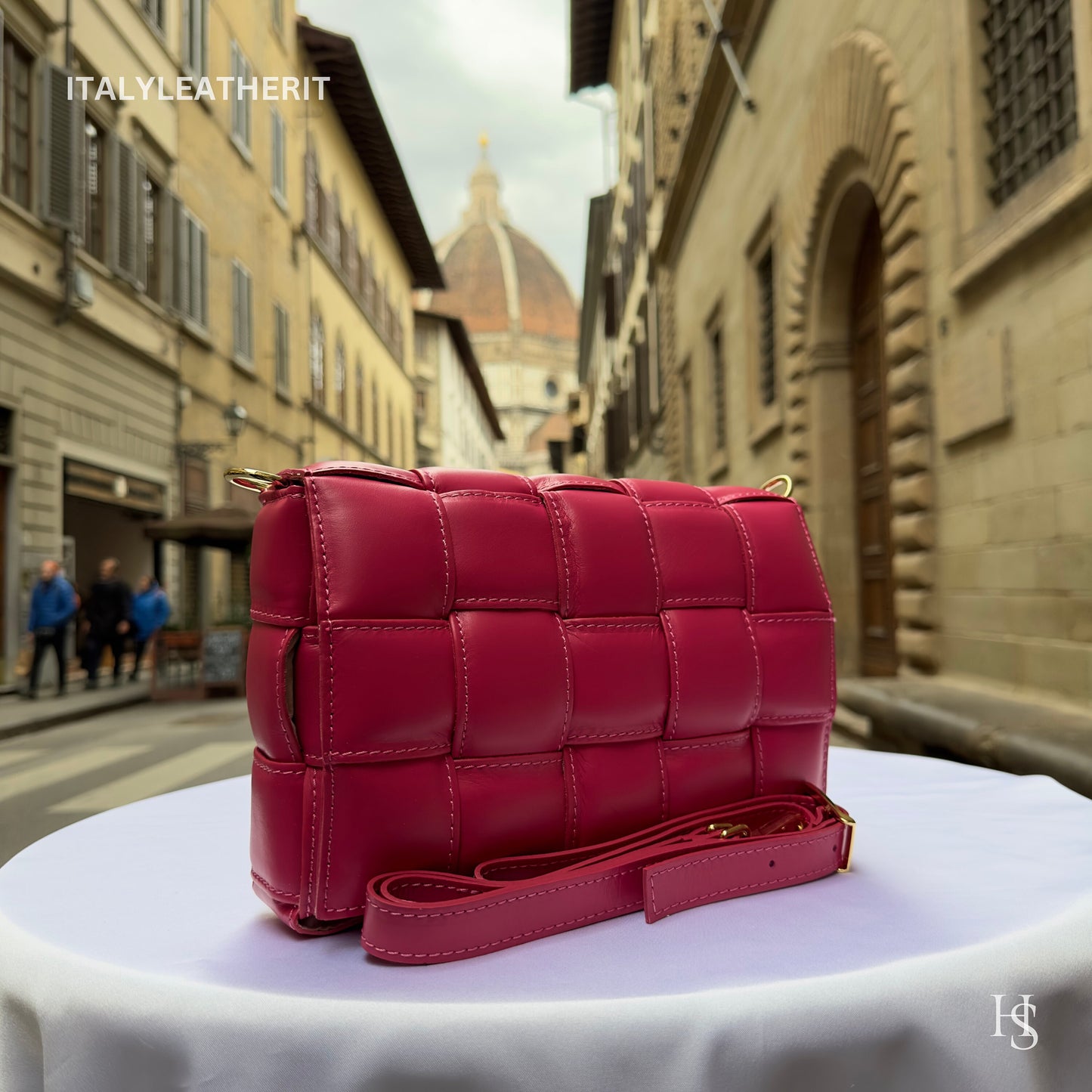 Italian Handmade Leather Bags for Women | Elegant Pink Leather Crossbody Bag from Florence