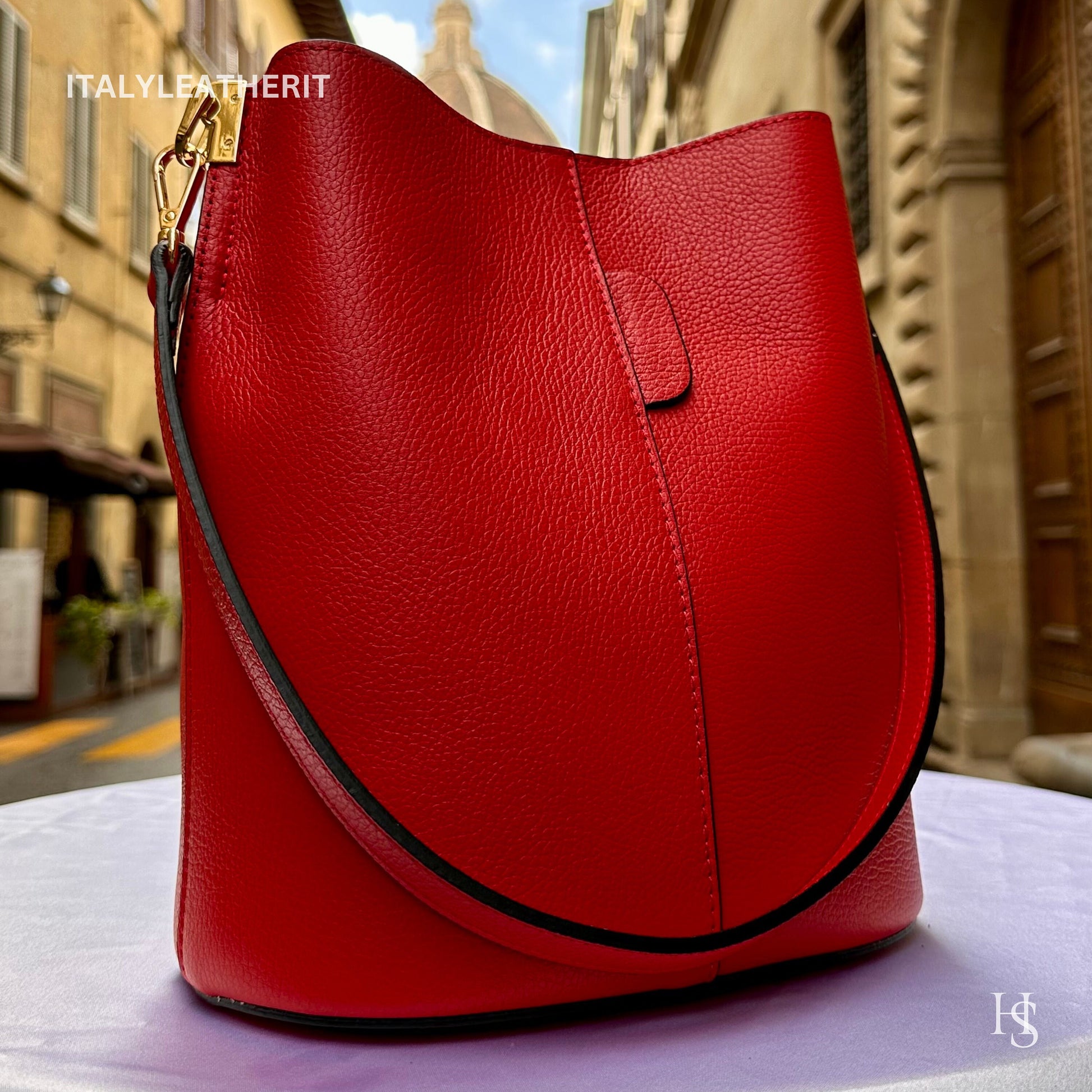 Italian Handmade Leather Bags For Woman l Elegant Leather Tote From Florence | Made in Italy, Bucket bag