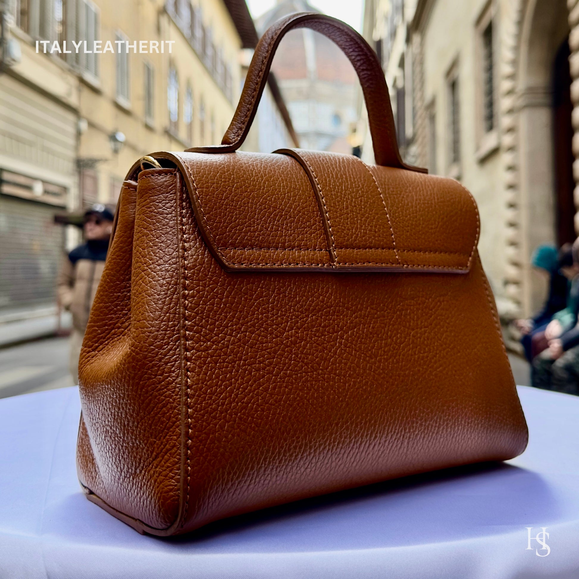 Italian Handmade Leather Bags For Woman l l Elegant Leather Tote From Florence