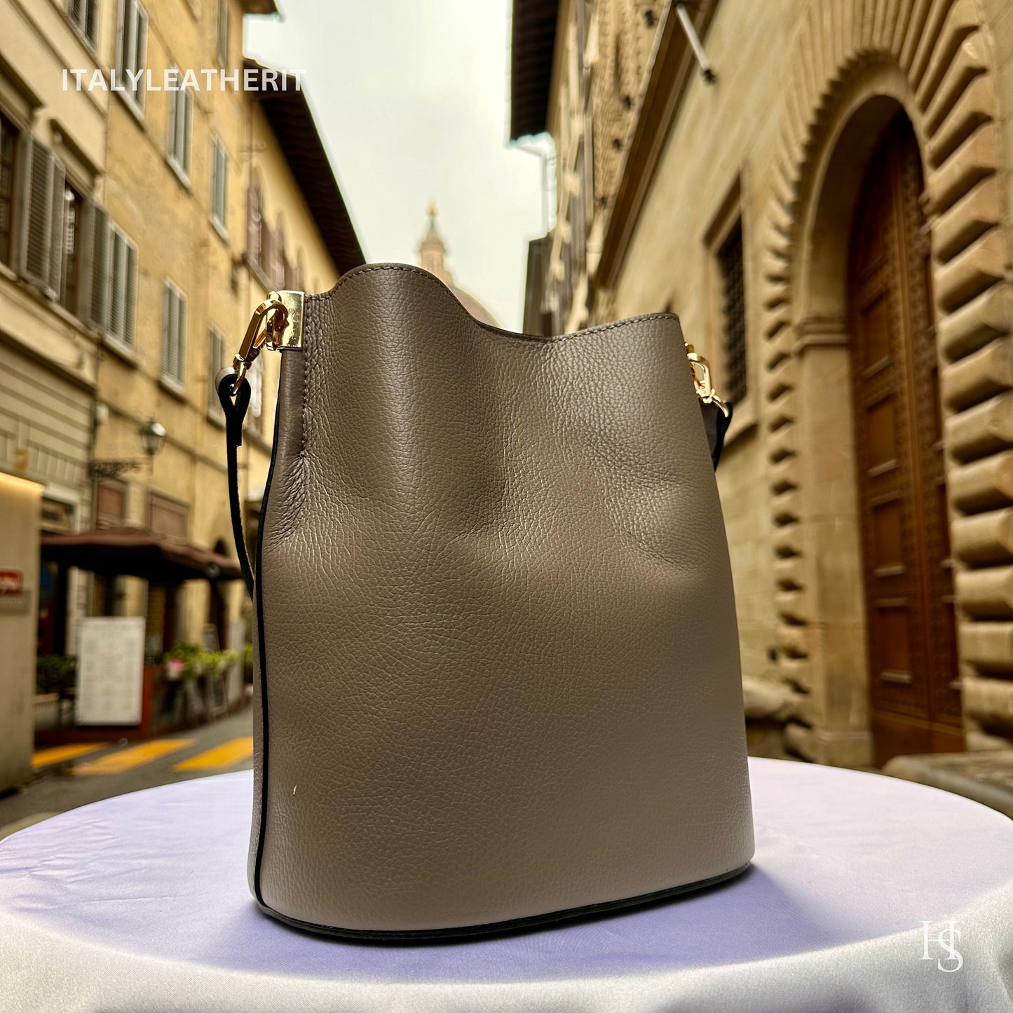 Italian Handmade Leather Bags For Woman l l Elegant Leather Tote From Florence || Made in Italy, Bucket bag
