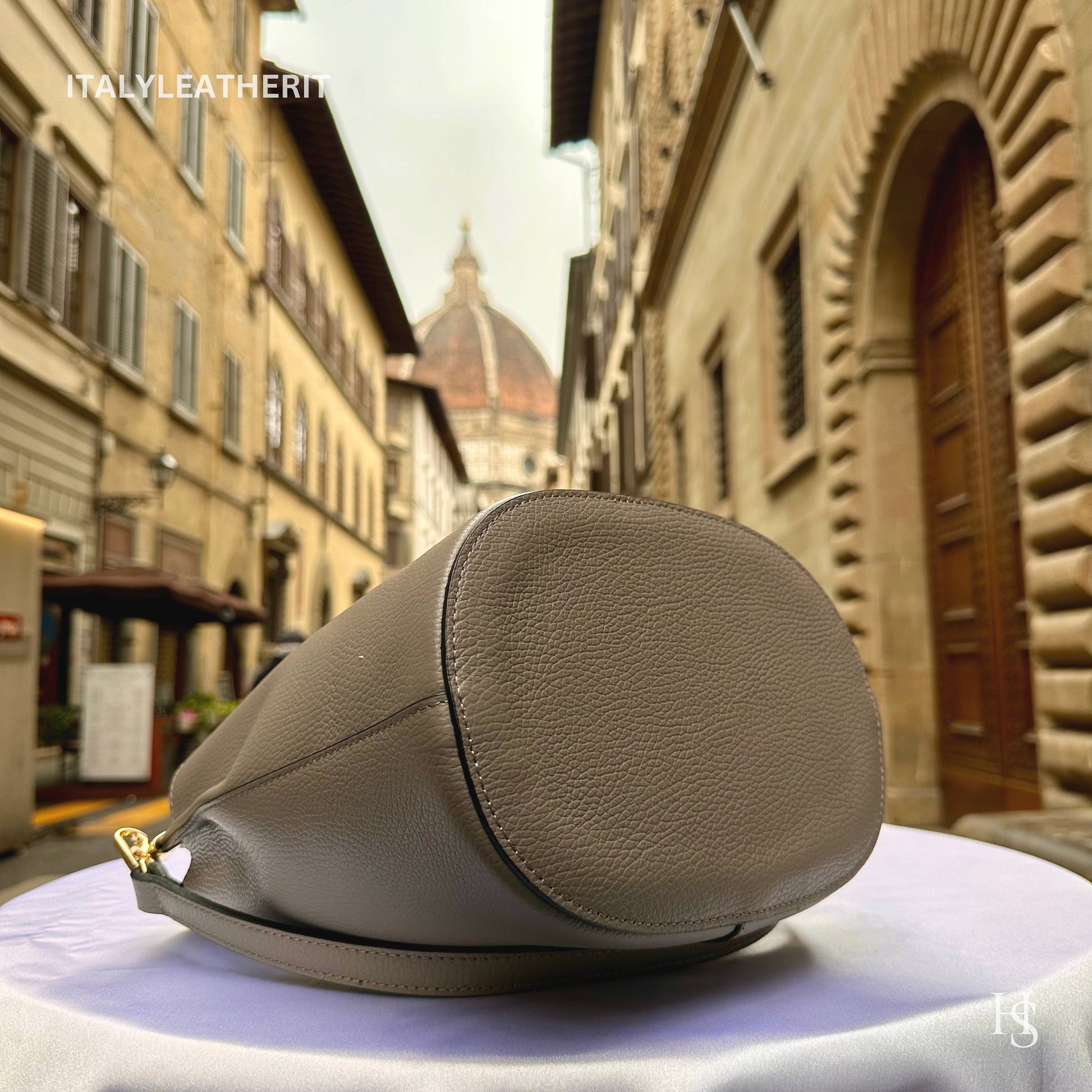 Italian Handmade Leather Bags For Woman l l Elegant Leather Tote From Florence || Made in Italy, Bucket bag