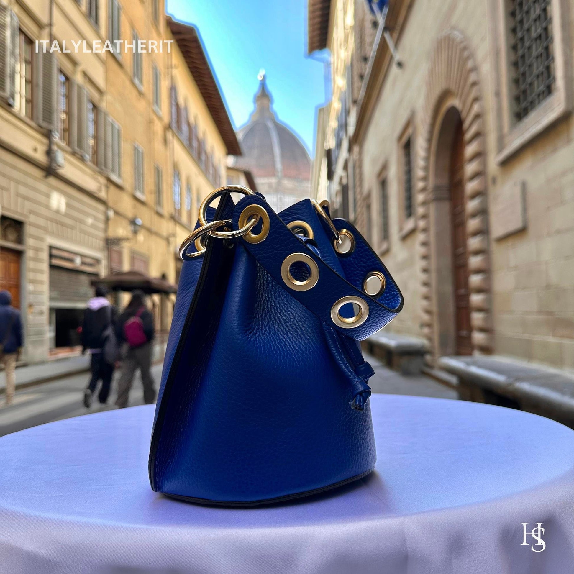 Italian Handmade Leather Bags For Women l l Elegant Leather Tote From Florence, Bucket bag, blue purse
