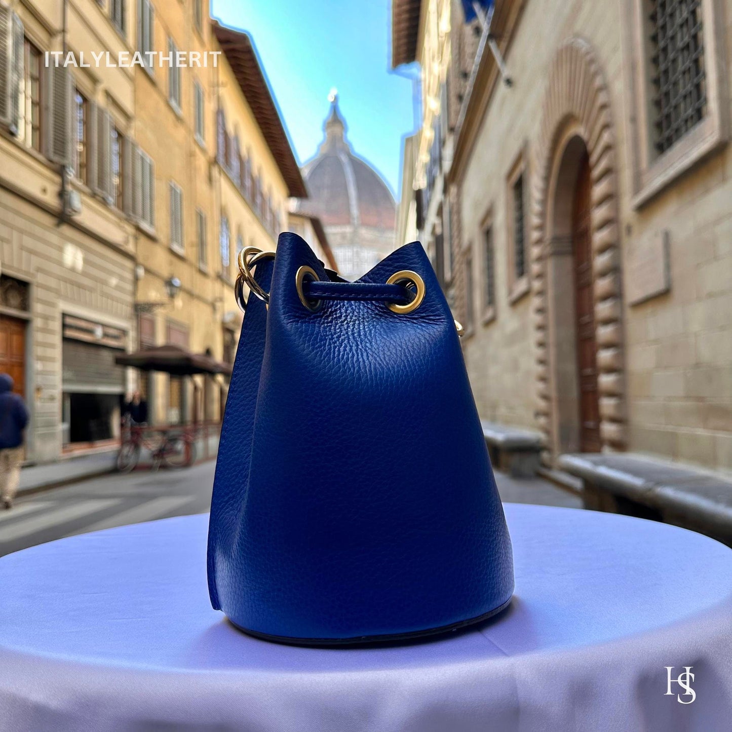 Italian Handmade Leather Bags For Women l l Elegant Leather Tote From Florence, Bucket bag, blue purse