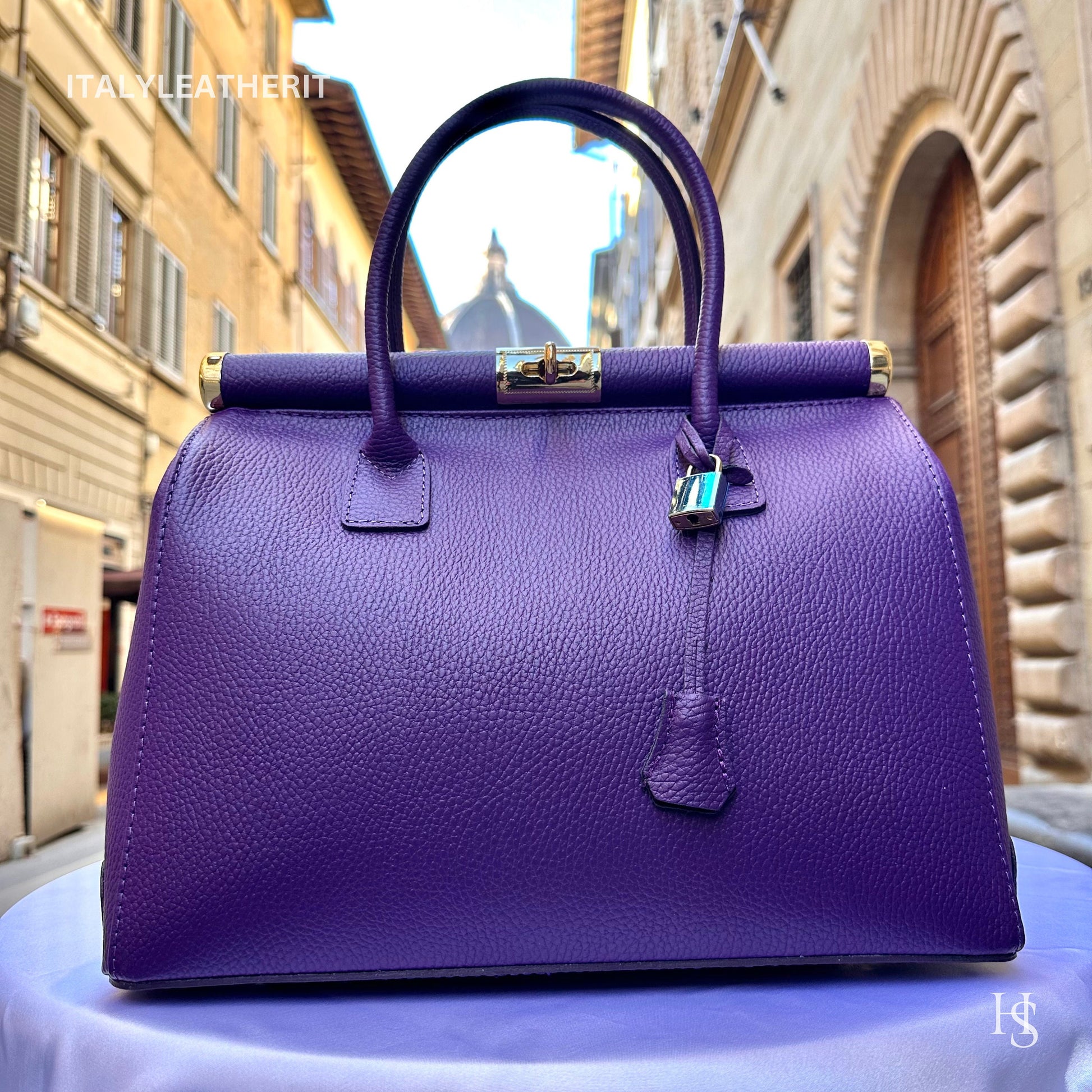 Italian Handmade Leather Bags For Woman l l Elegant Leather Tote From Florence, Purple bag, Lock bag
