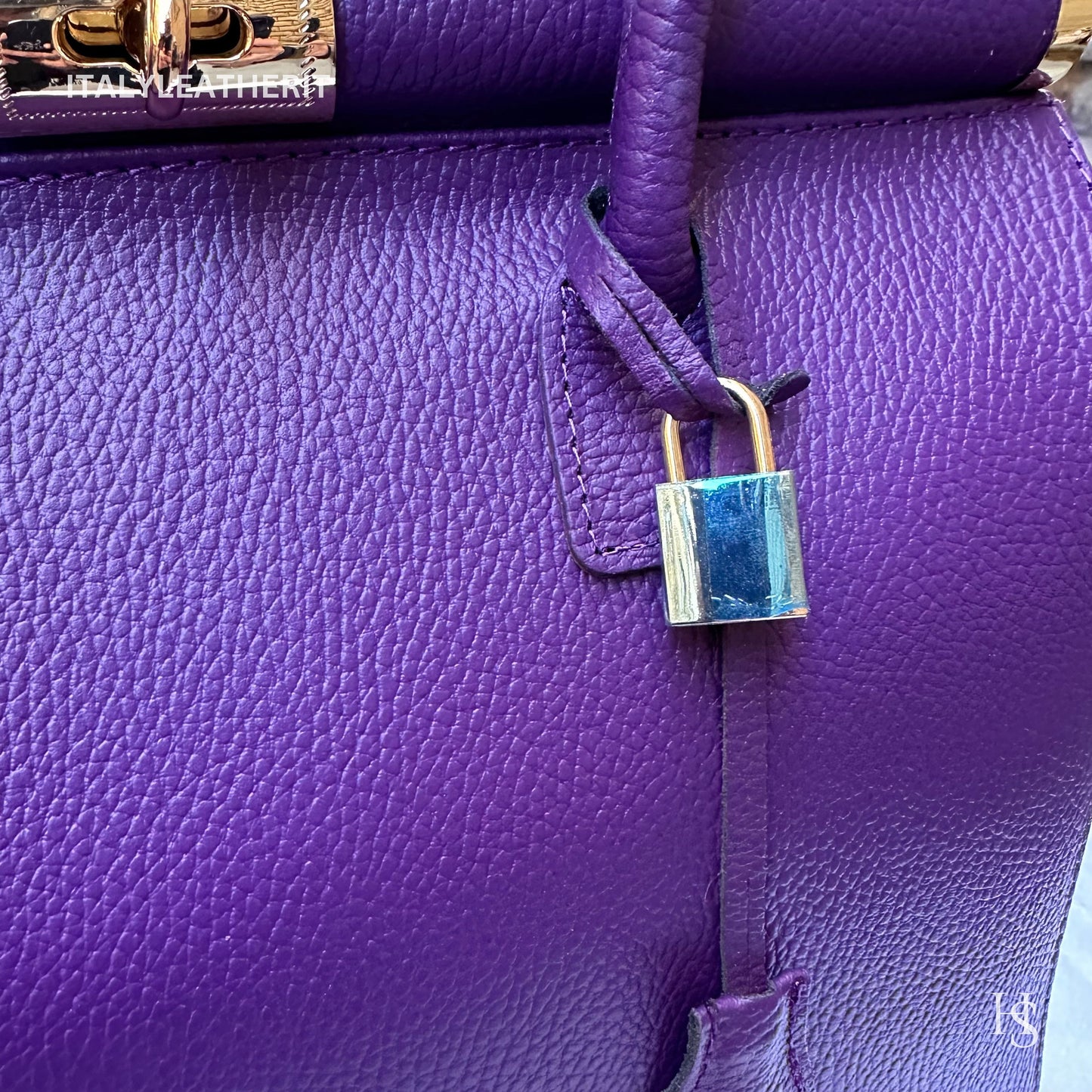 Italian Handmade Leather Bags For Woman l l Elegant Leather Tote From Florence, Purple bag, Lock bag