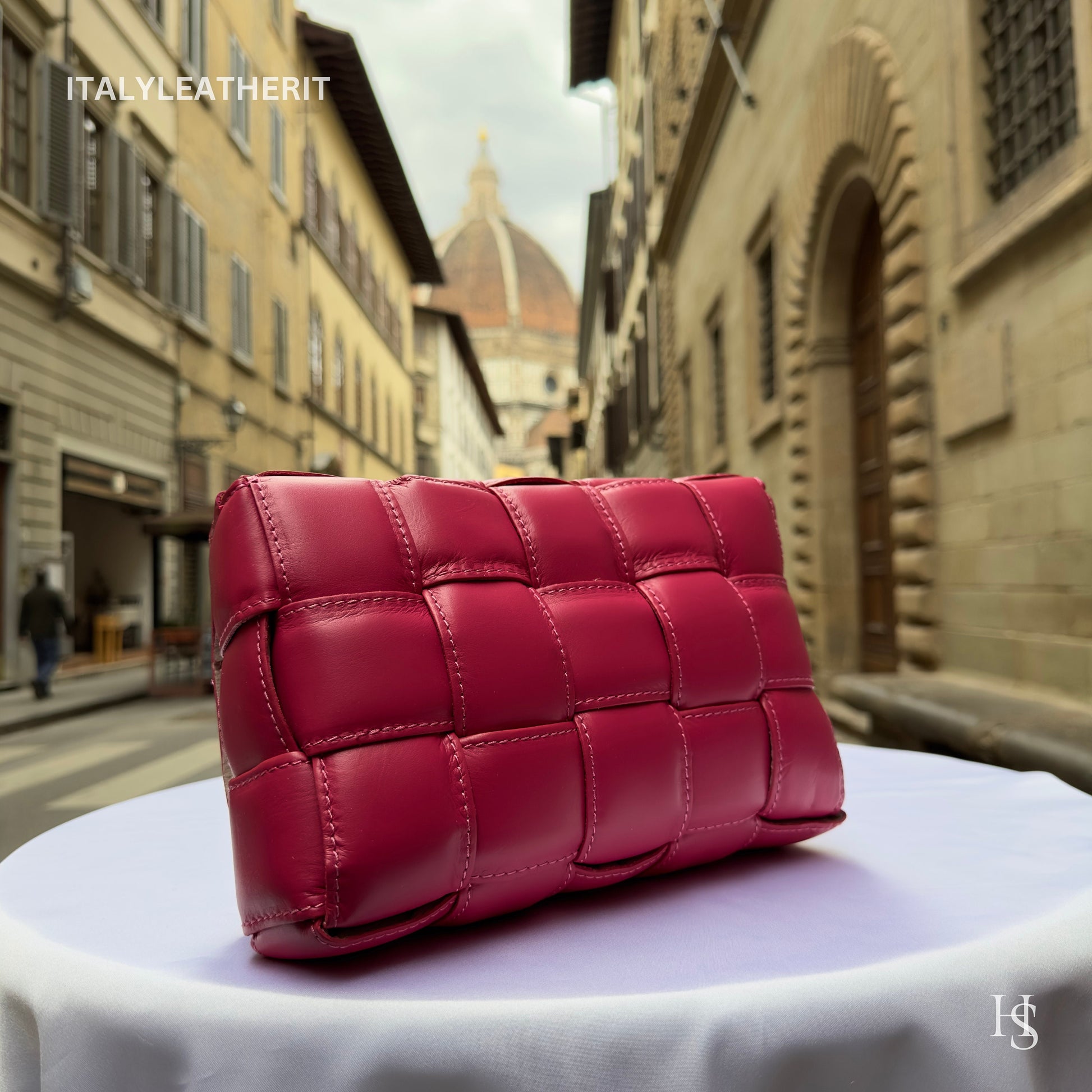 Italian Handmade Leather Bags for Women | Elegant Pink Leather Crossbody Bag from Florence