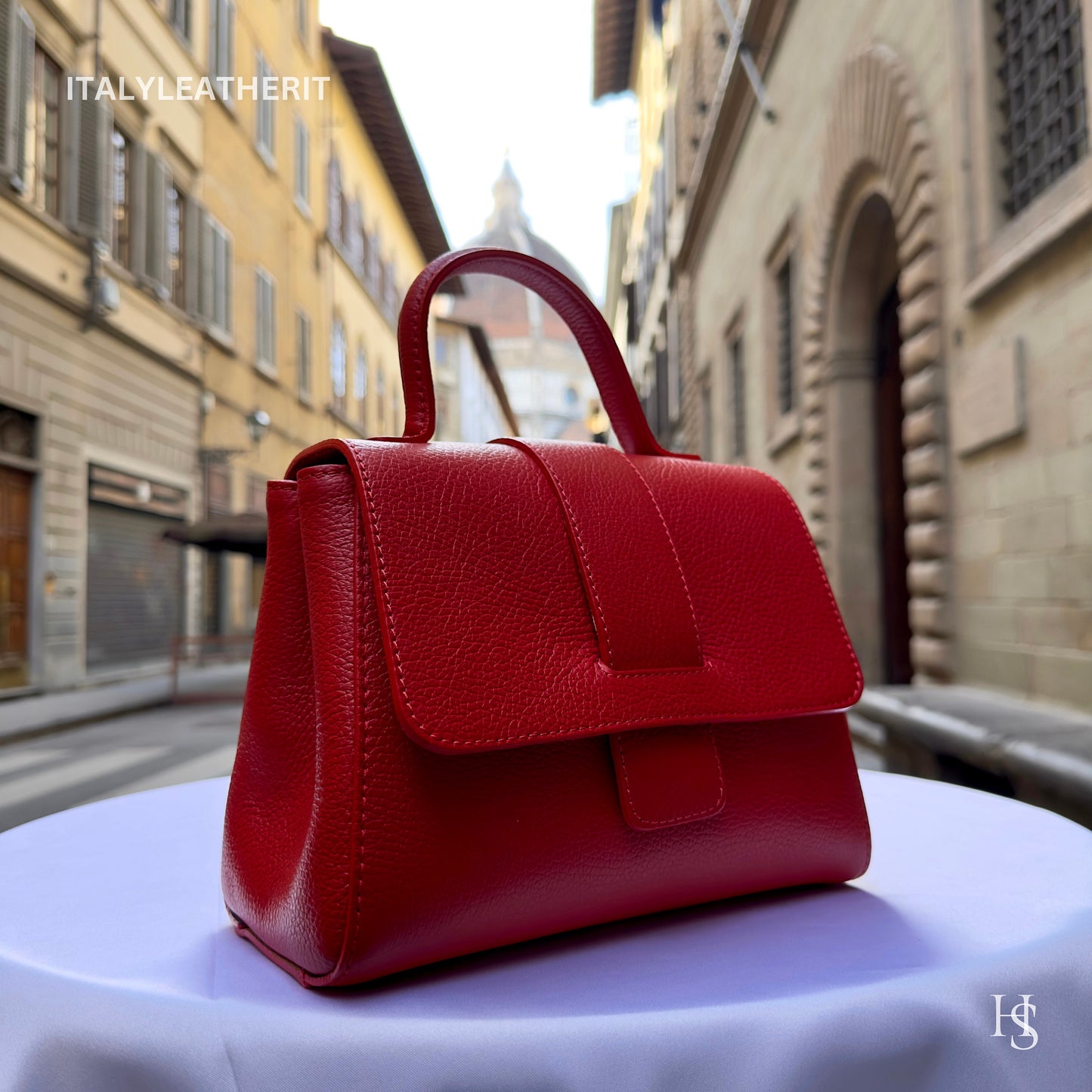 Italian Handmade Leather Bags For Women | Elegant Red Leather Handbag From Florence | Premium Italian Craftsmanship