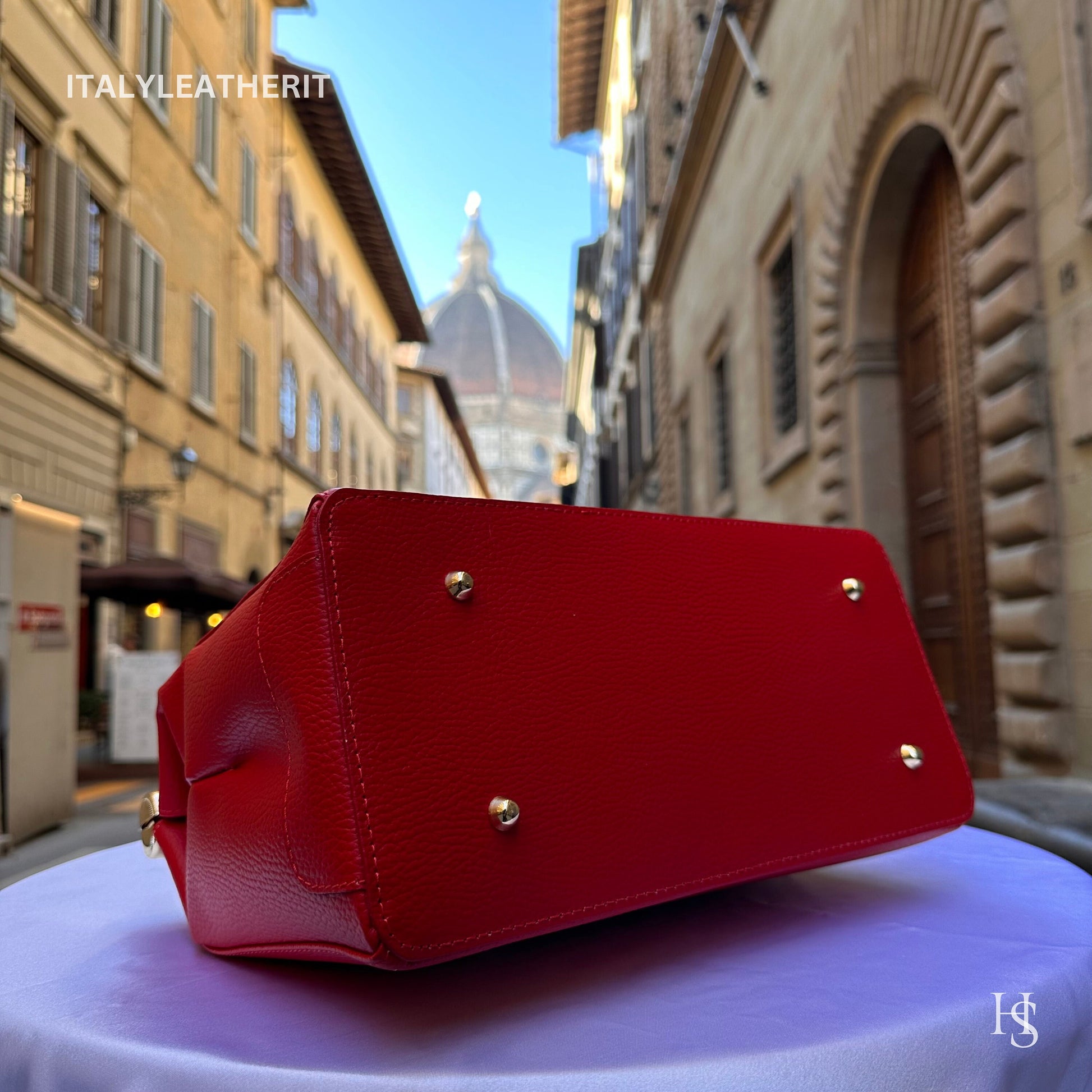 Italian Handmade Leather Bags For Women l l Elegant Leather Tote From Florence, Red bag, Lock bag, Stylish Handbag