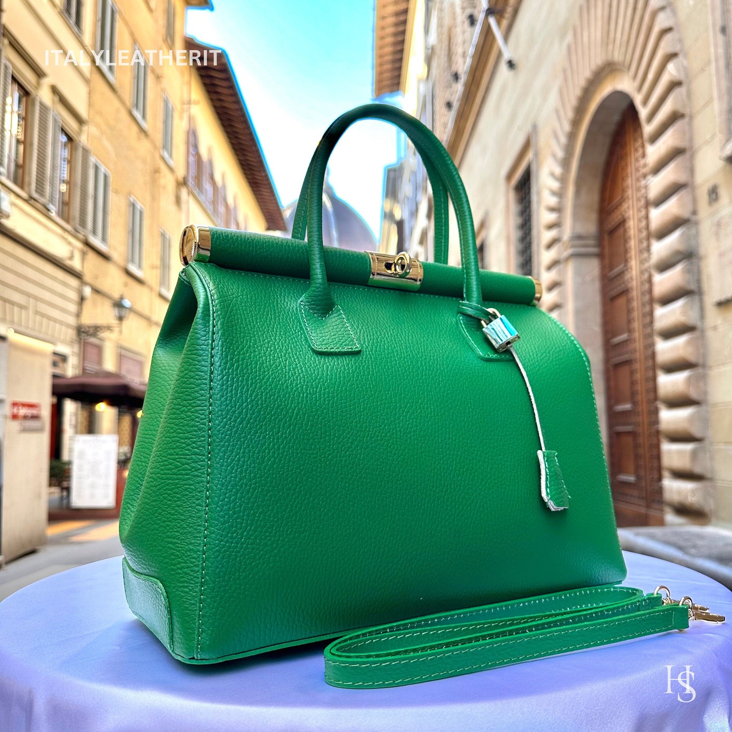 Italian Handmade Leather Bags For Woman l l Elegant Leather Tote From Florence, Green bag, Lock bag