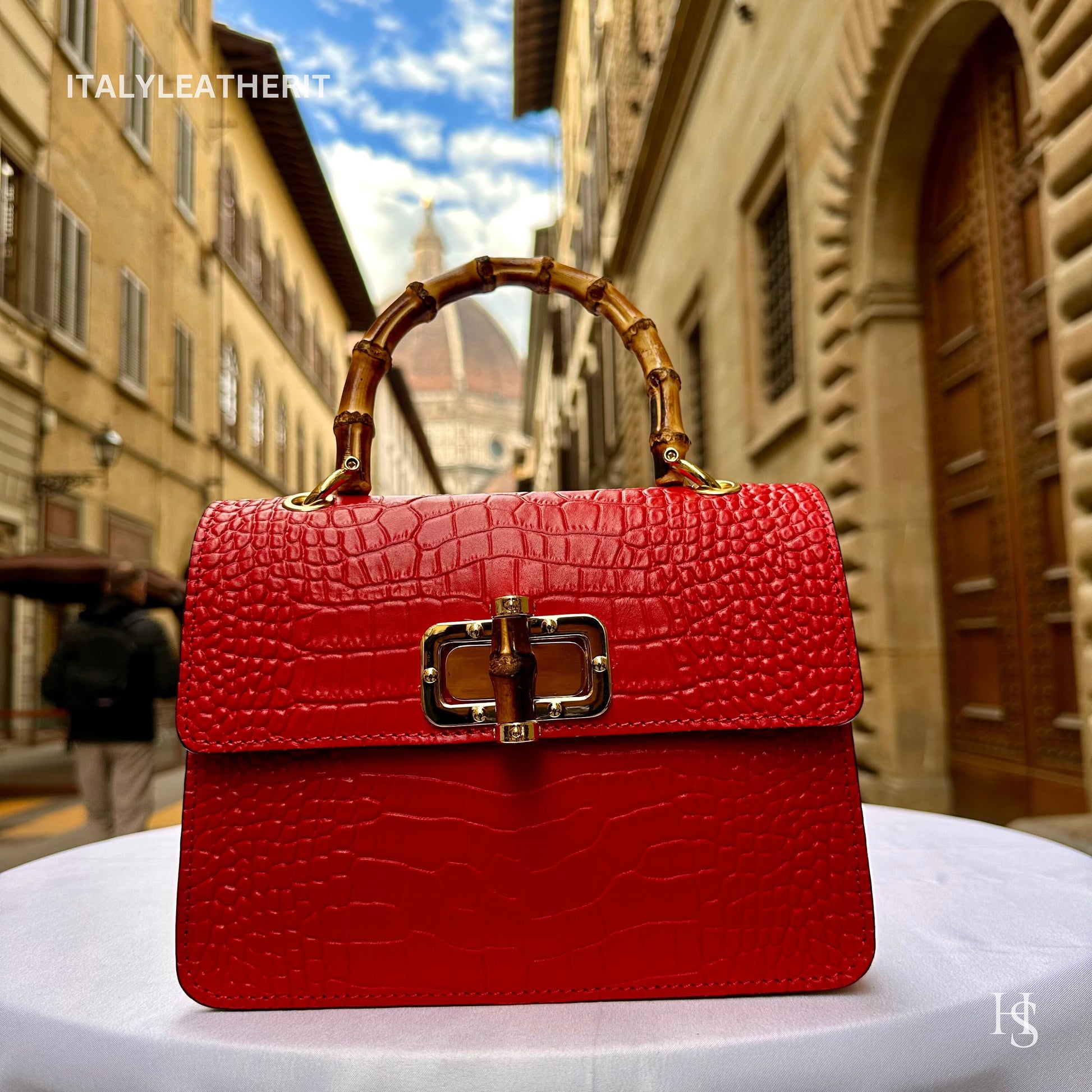 Italian Handmade Leather Bags For Women l l Elegant Leather Tote From Florence, Bamboo Tote Bag, Red leather tote