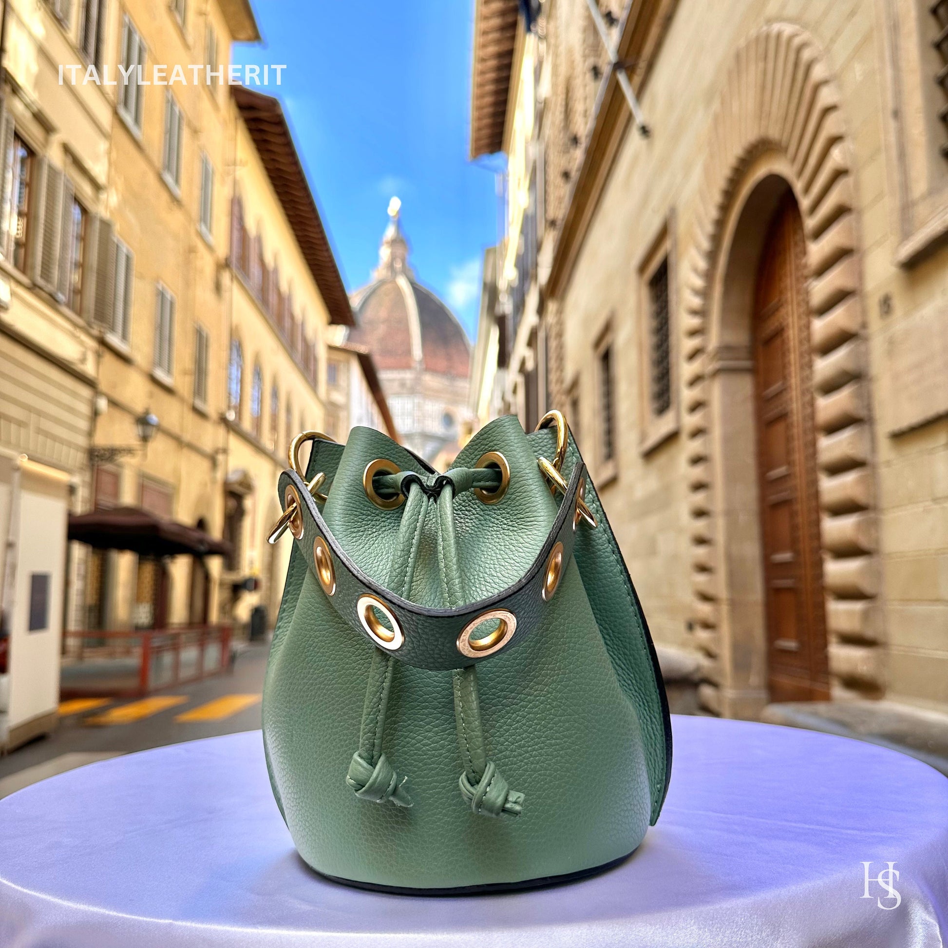 Italian Handmade Leather Bags For Women l l Elegant Leather Tote From Florence, Bucket bag,