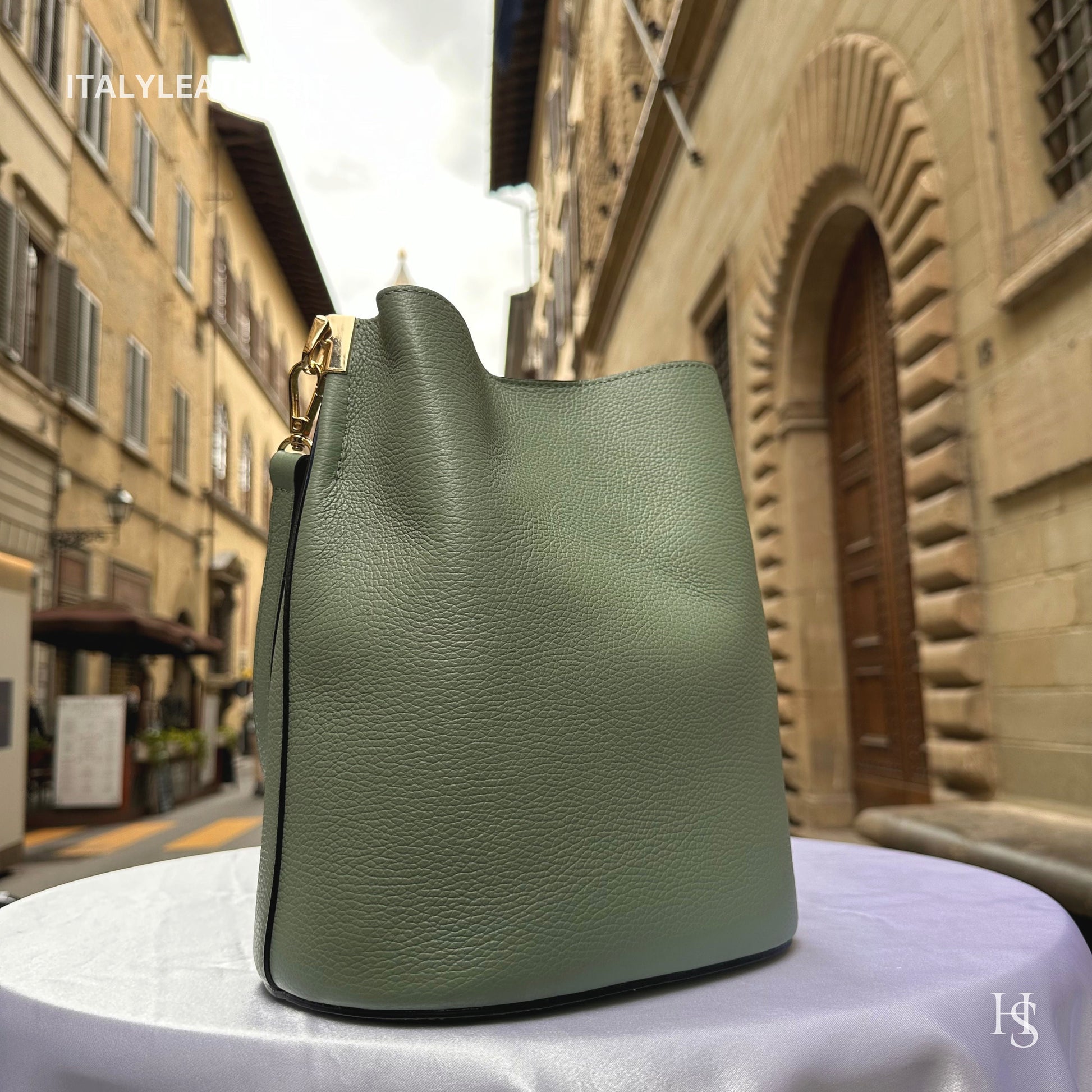 Italian Handmade Leather Bags For Woman l l Elegant Leather Tote From Florence || Made in Italy, Bucket bag